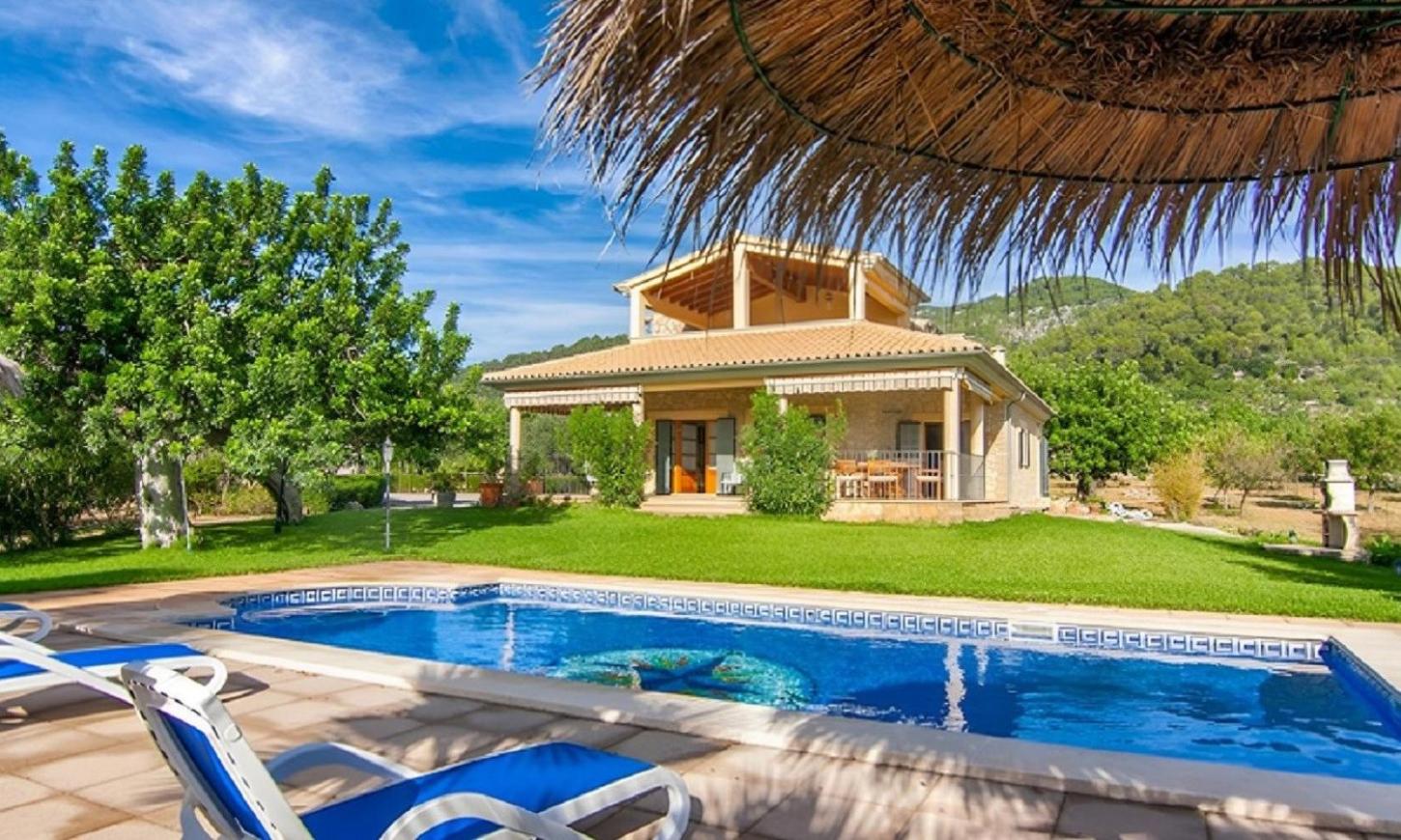 Deluxe Villa photo 2