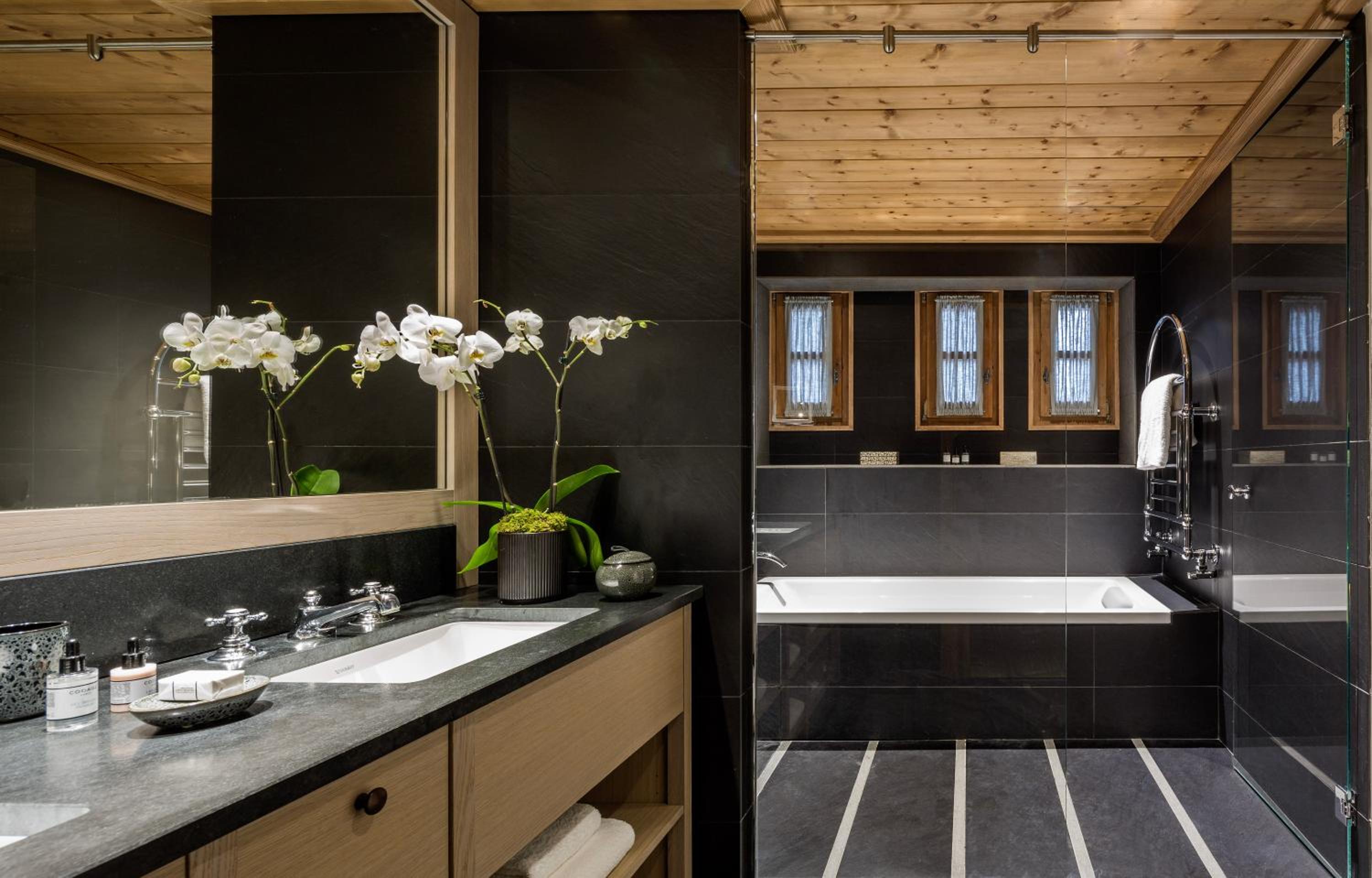 Suite 2 Chambres Edmond - 1 Lit King-Size et 1 Lit Double Suite 2 Chambres Edmond - 1 Lit King-Size et 1 Lit Double