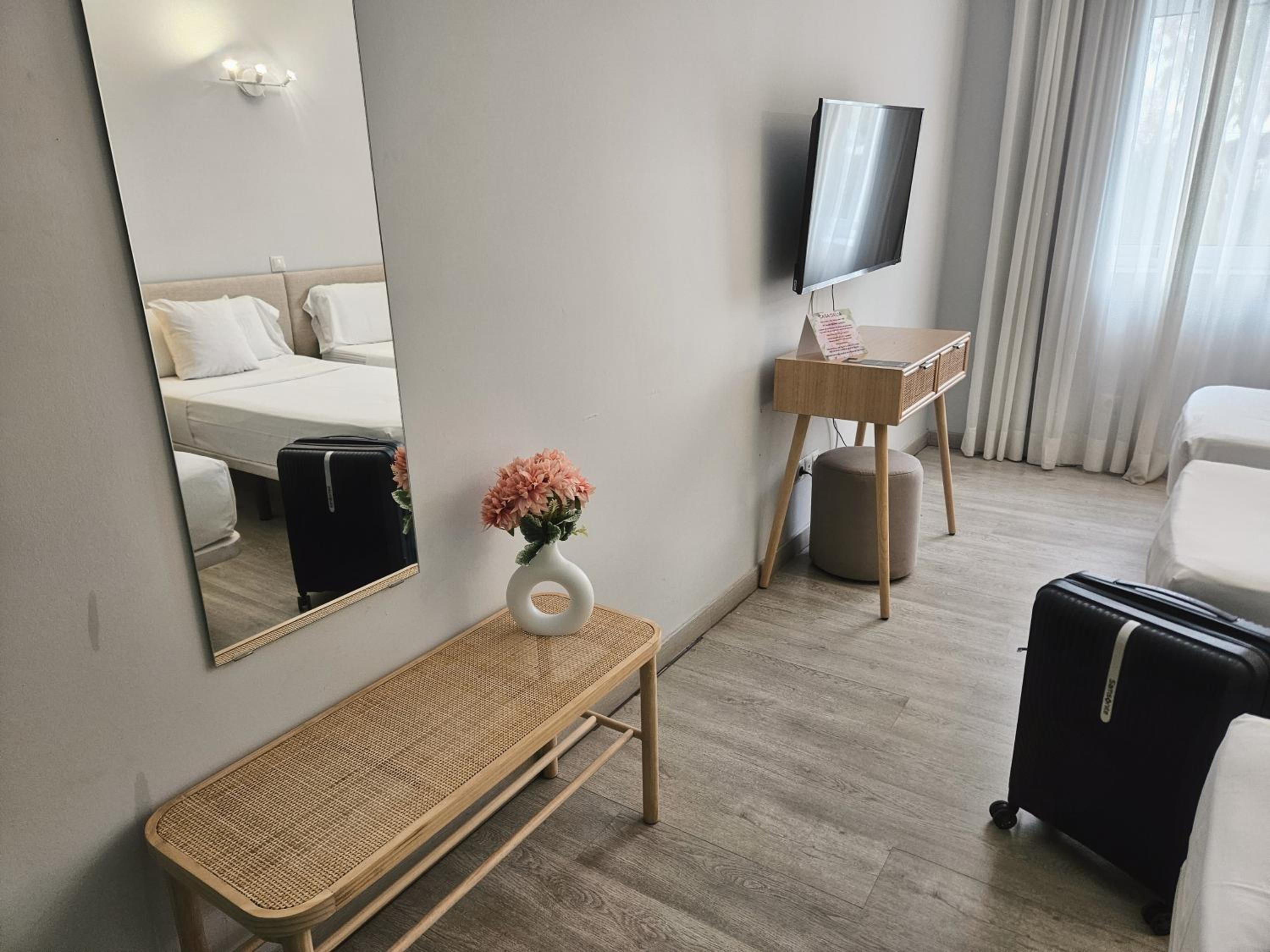 Standard Triple Room photo 3