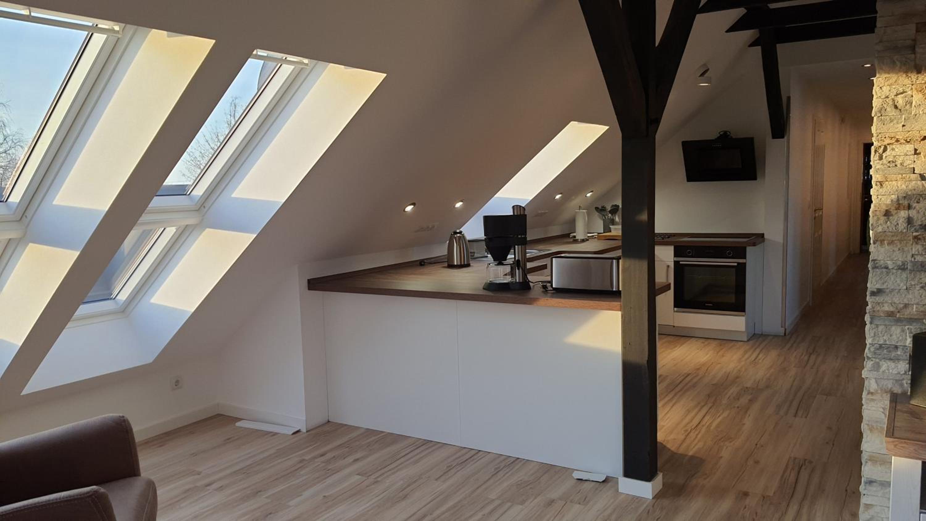 Two-Bedroom Apartment with Balcony photo 3
