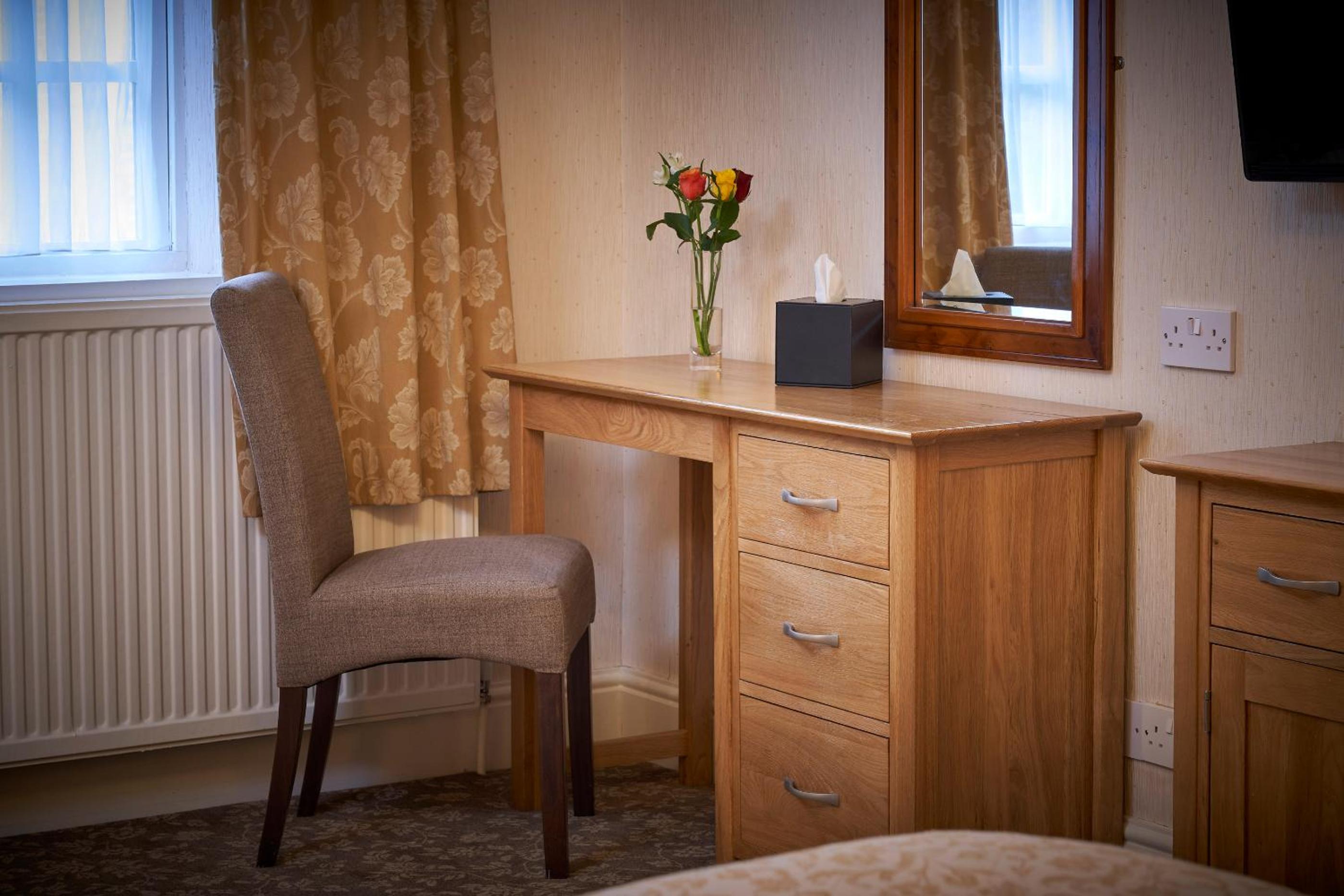 Single Room photo 2