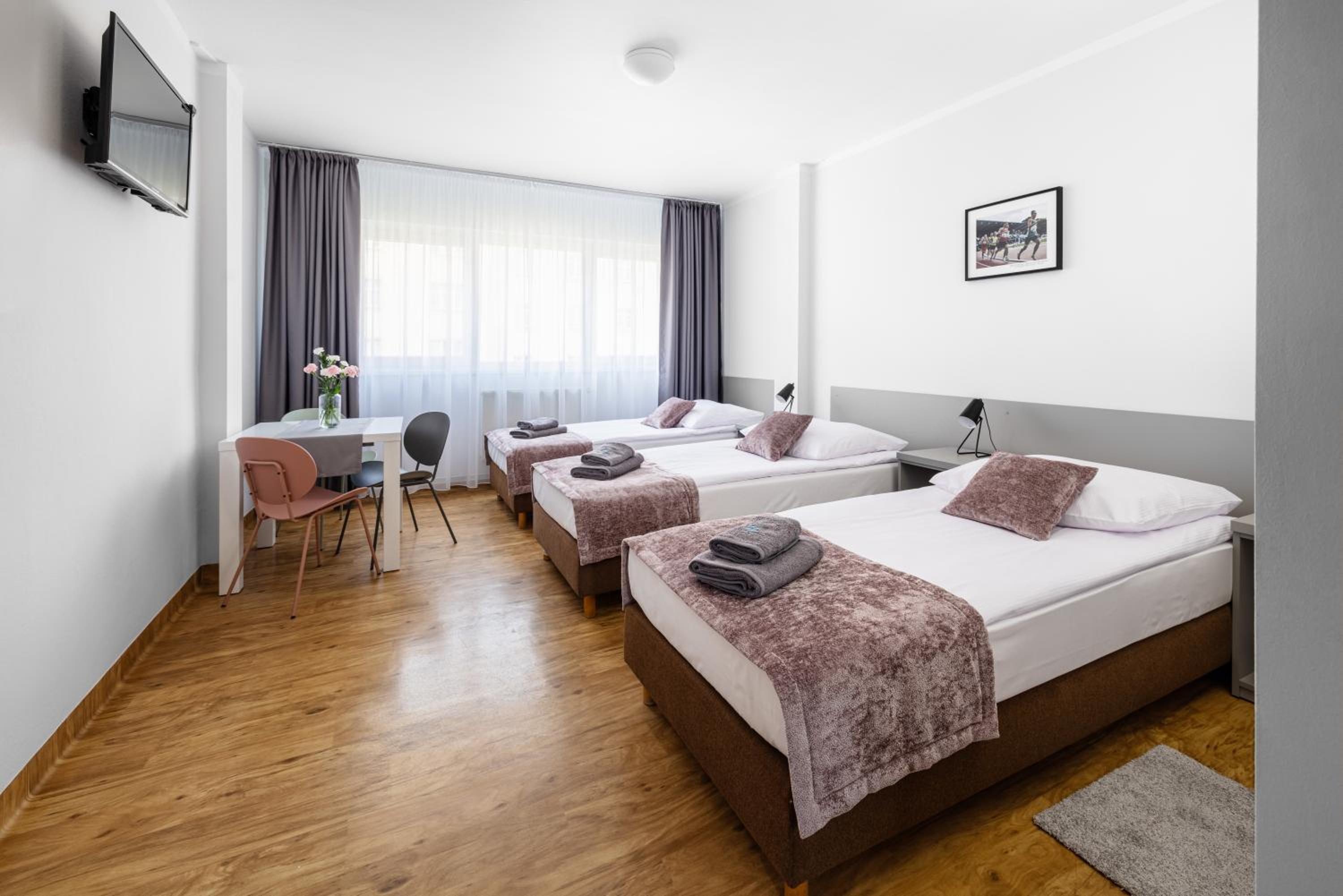 Triple Room with Private Bathroom photo 2