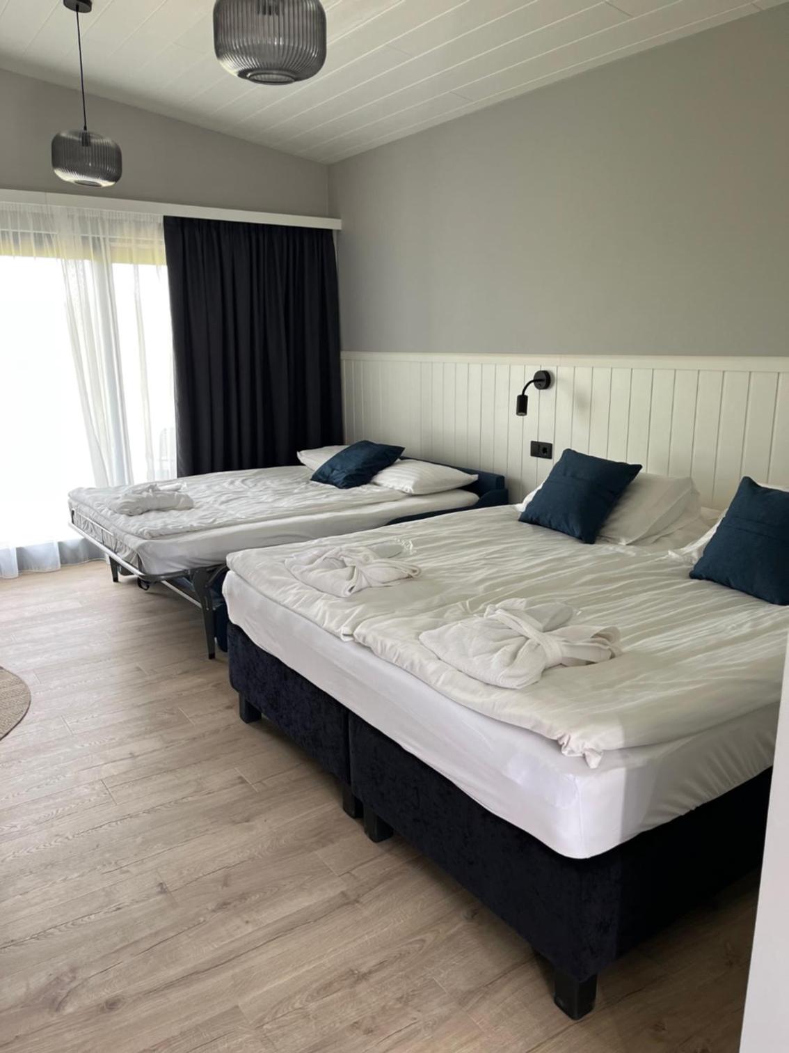 Deluxe Bungalow - Photo 11