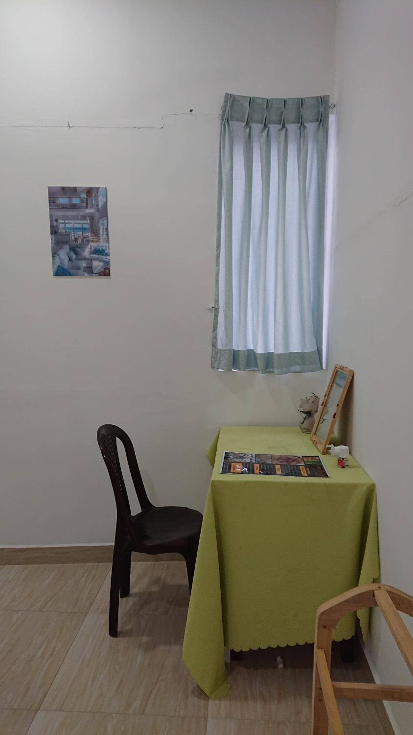 Single Room with Private Bathroom photo 2