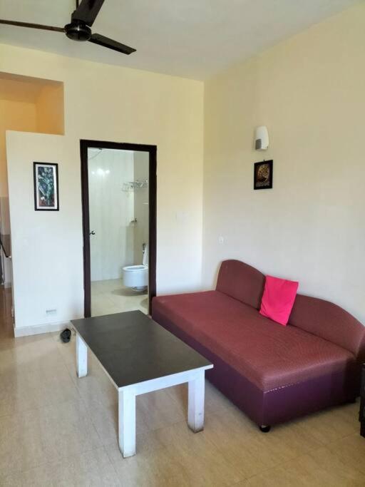One-Bedroom Apartment photo 2