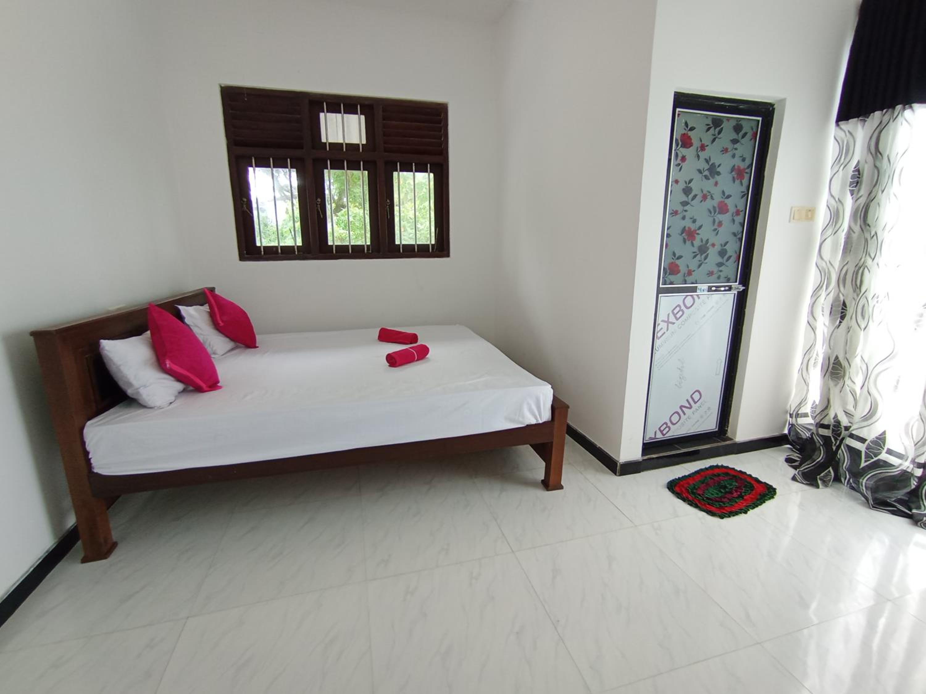 Deluxe Double Room with Balcony and Sea View