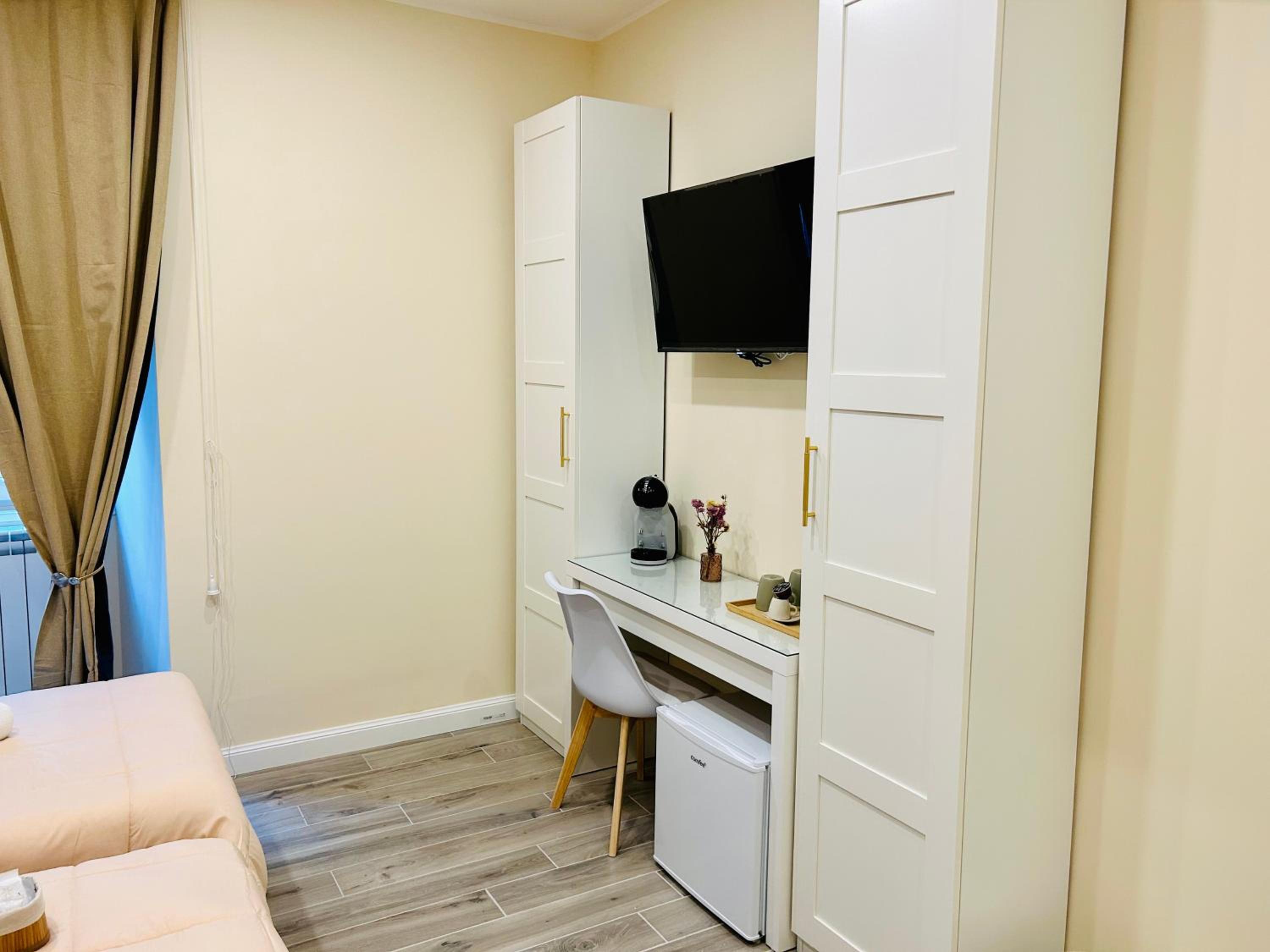 Superior Double or Twin Room photo 3