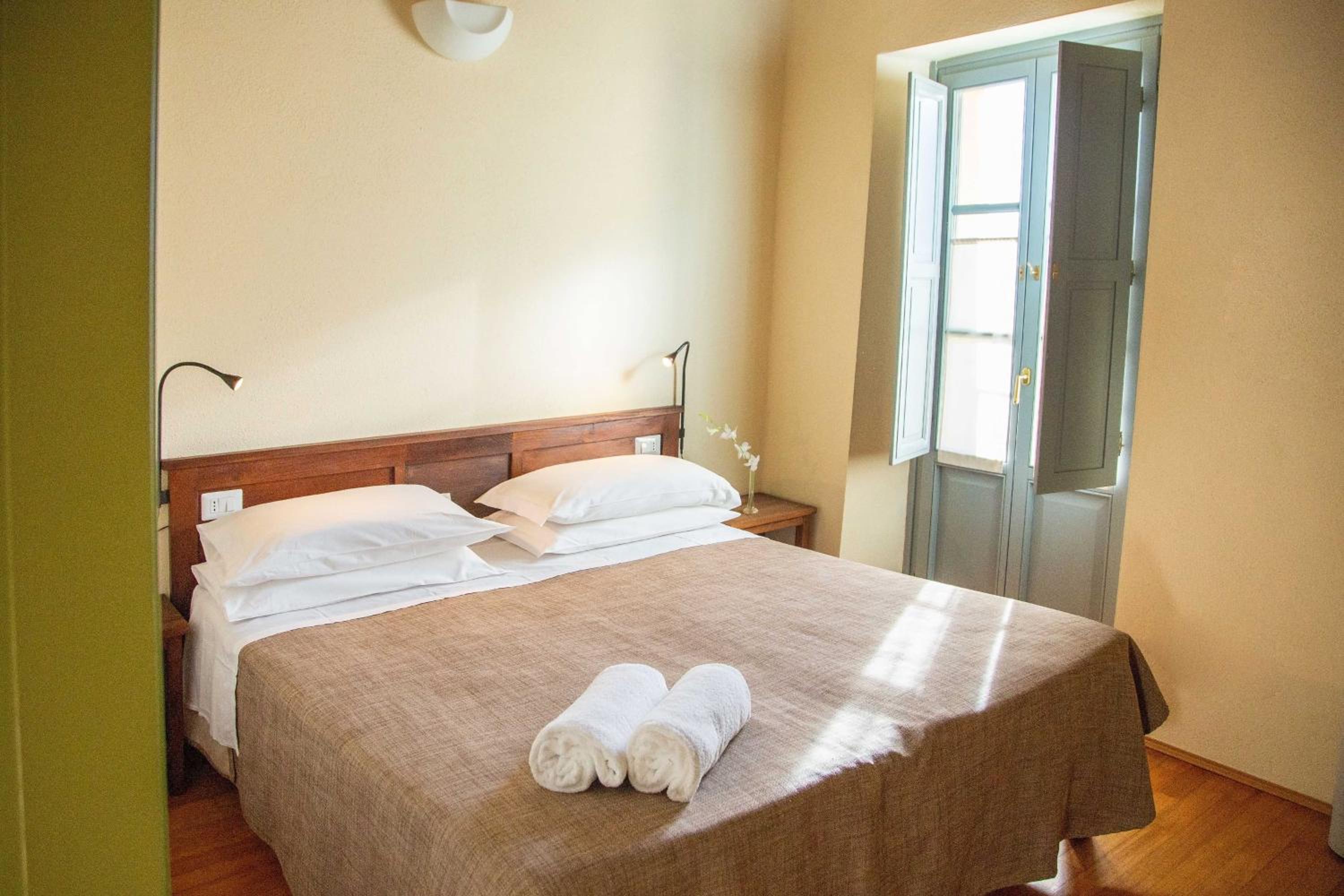 Double Room - Photo 1