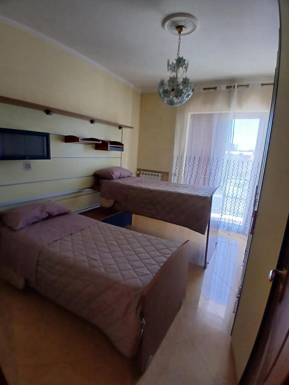 Three-Bedroom Standard Apartment photo 3