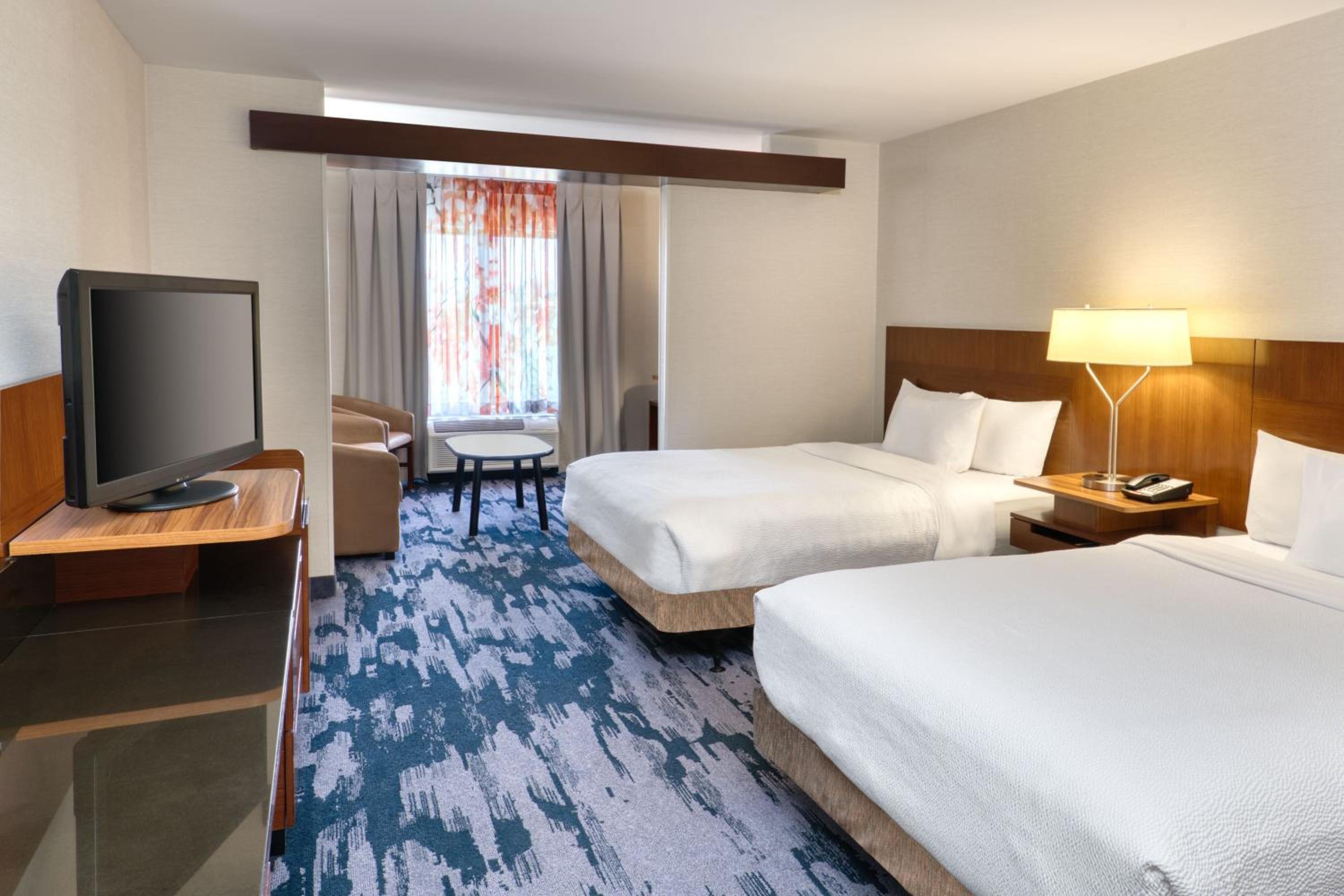 One-Bedroom Queen Suite with Sofa Bed