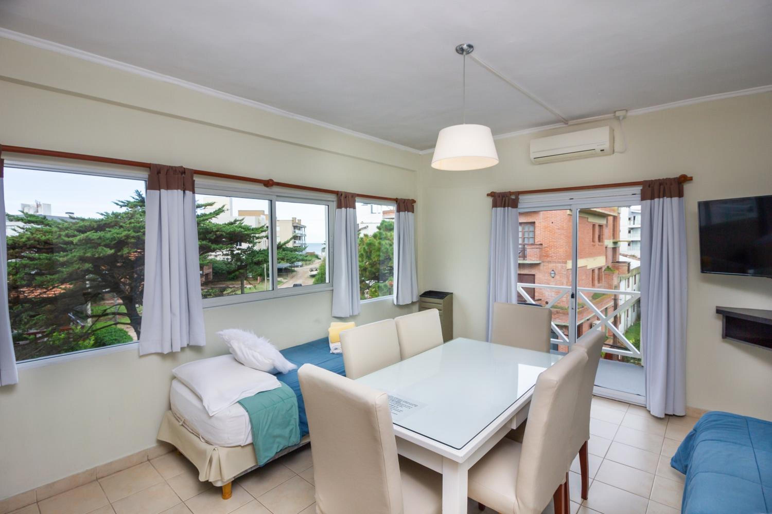Apartment with Balcony photo 2