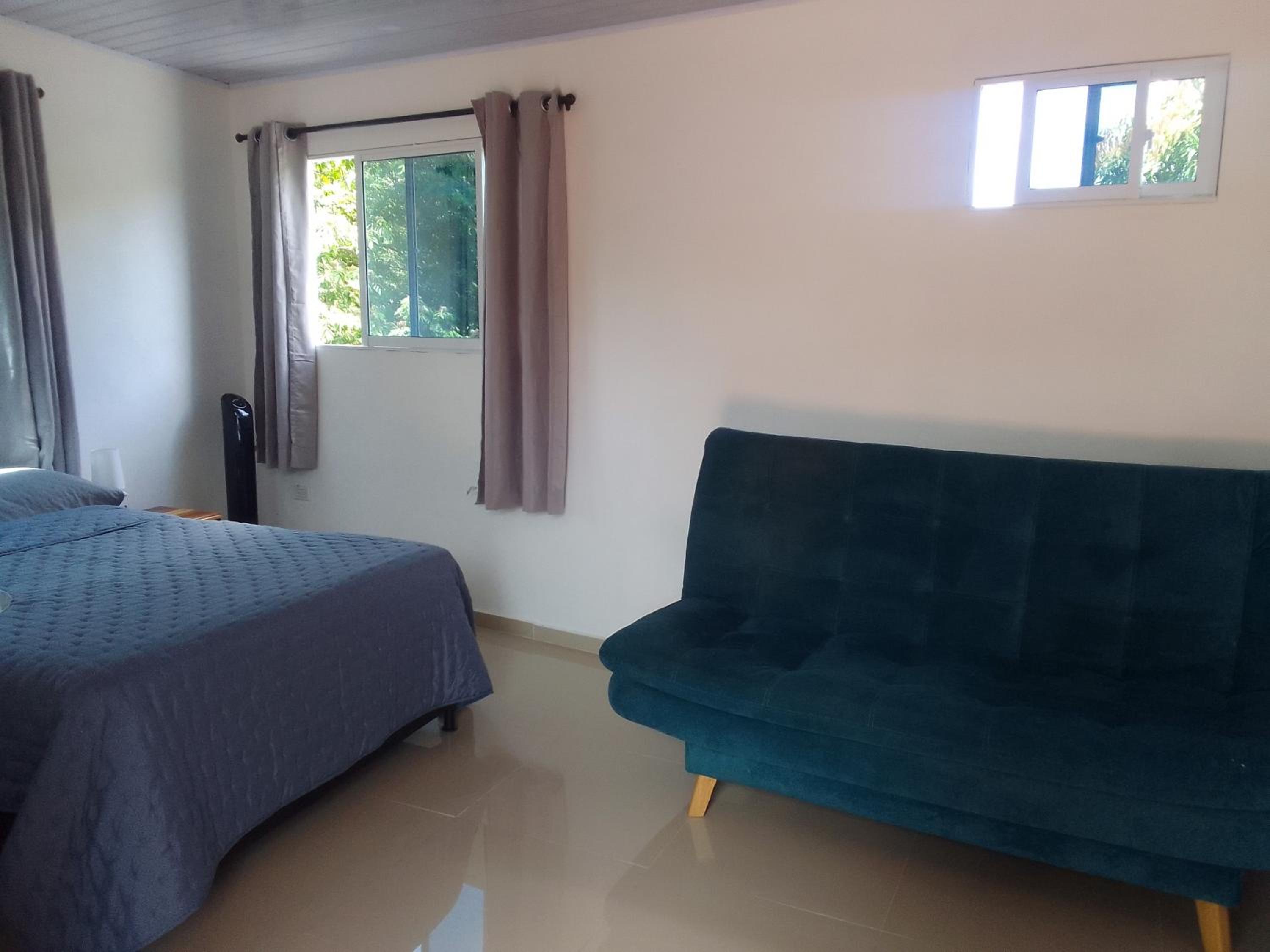 Deluxe Room (2 Adults + 1 Child) photo 3