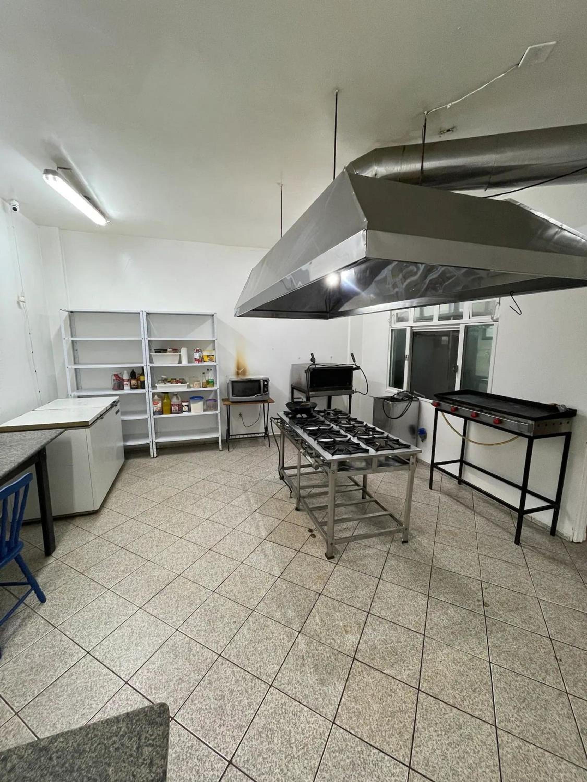 10-Bed Male Dormitory Room photo 3