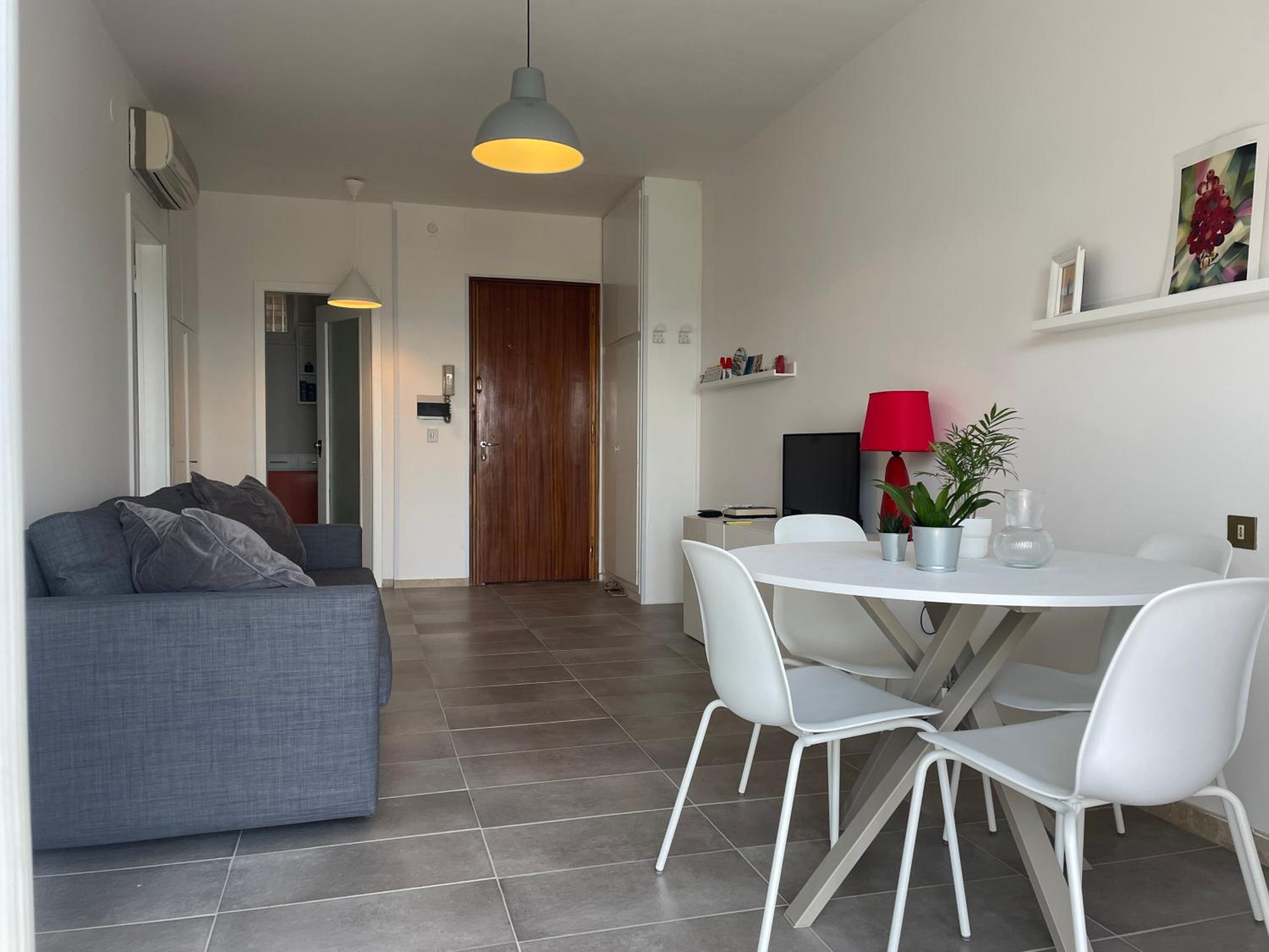One-Bedroom Apartment - Sea Side photo 2