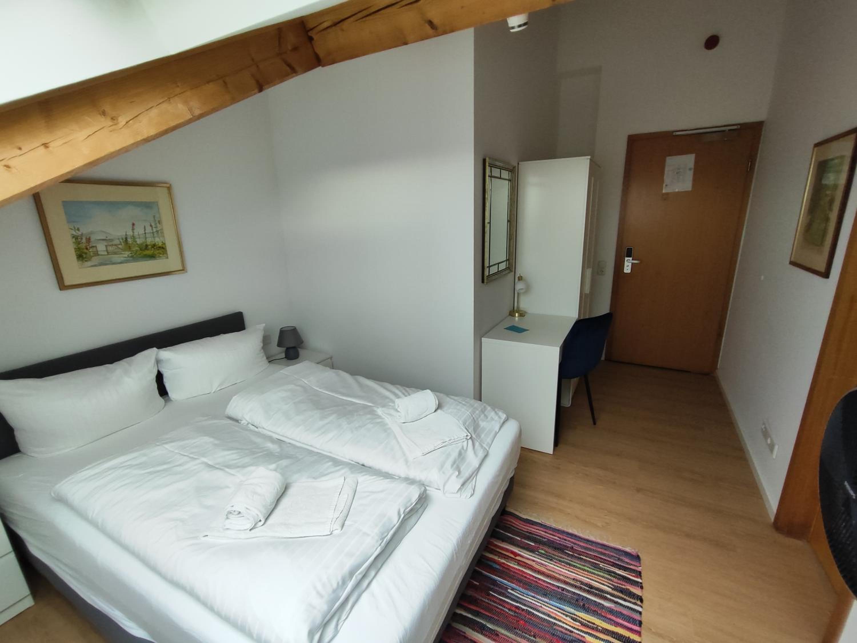 Standard Double Room photo 2
