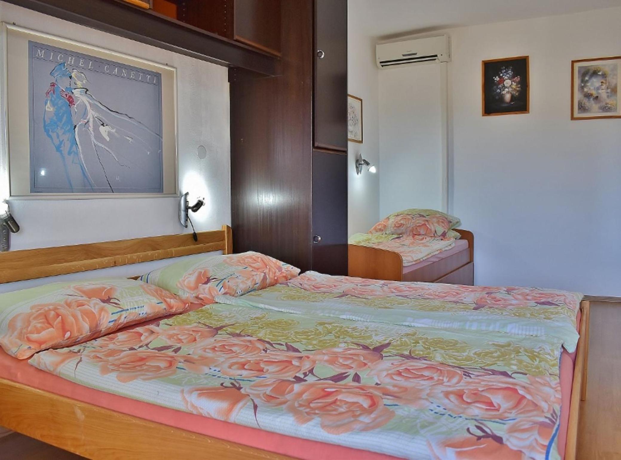 Comfort Studio Apartment with Balcony