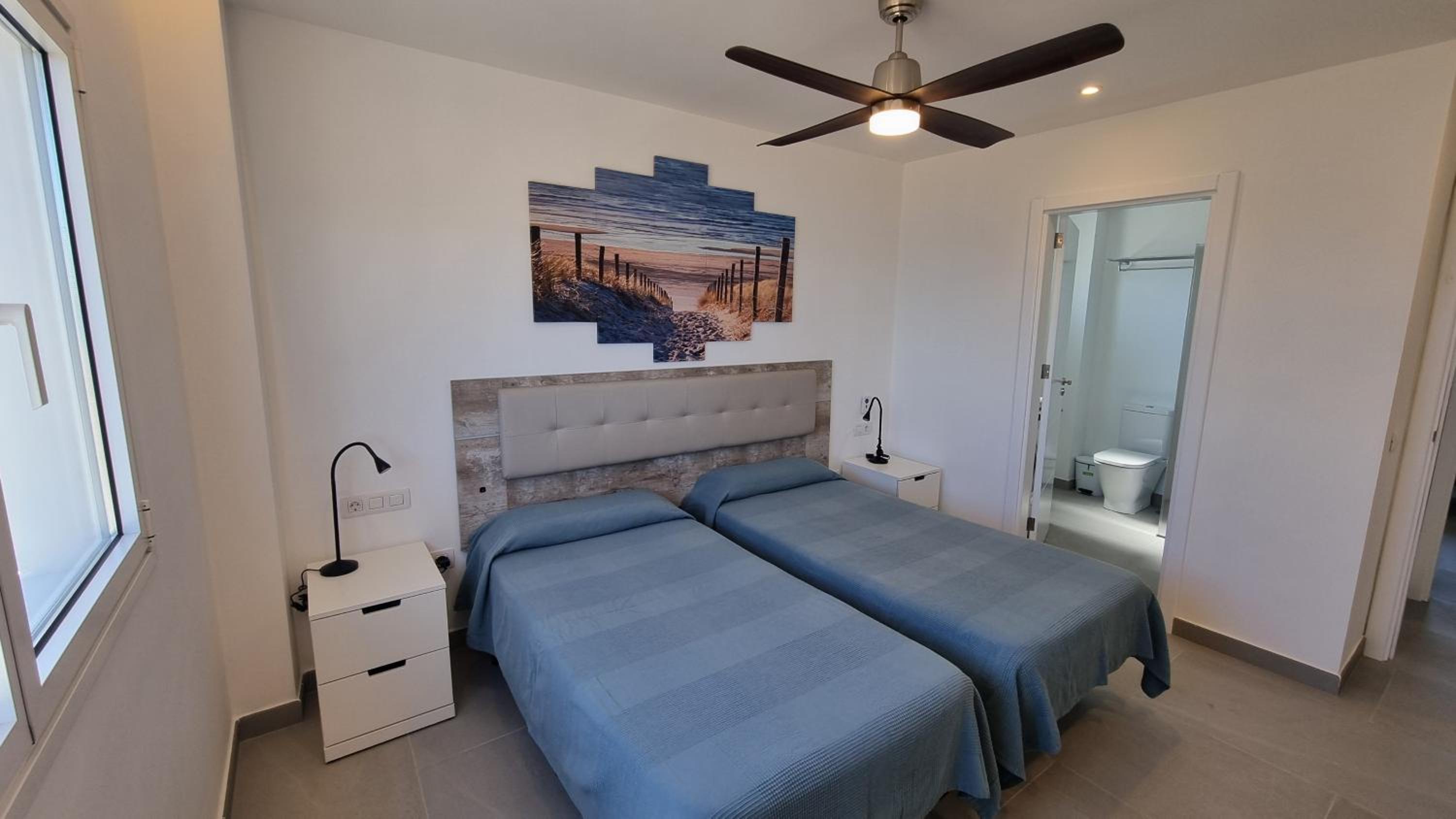 Apartamento de dos habitaciones superior - Frente a la playa