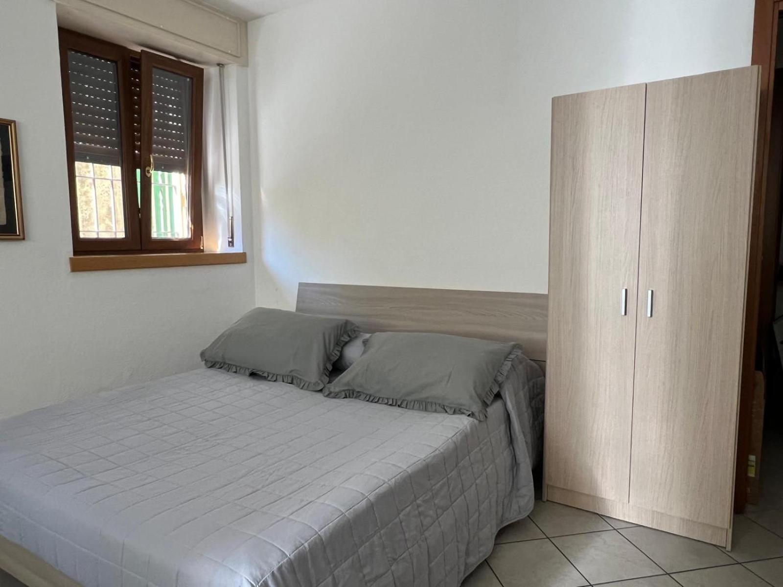 Studio Apartment with One Double Bed