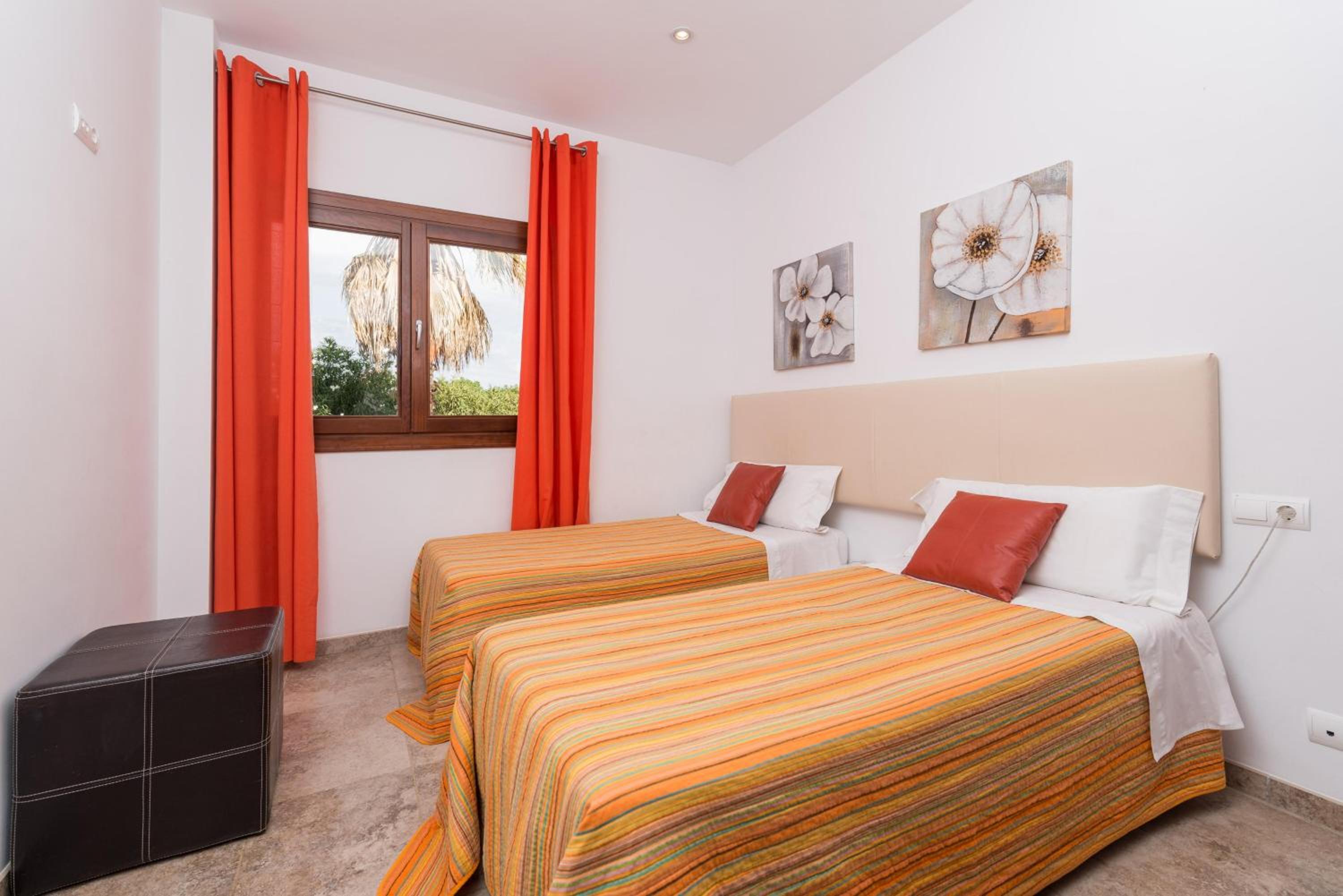 Villa de Cuatro Habitaciones