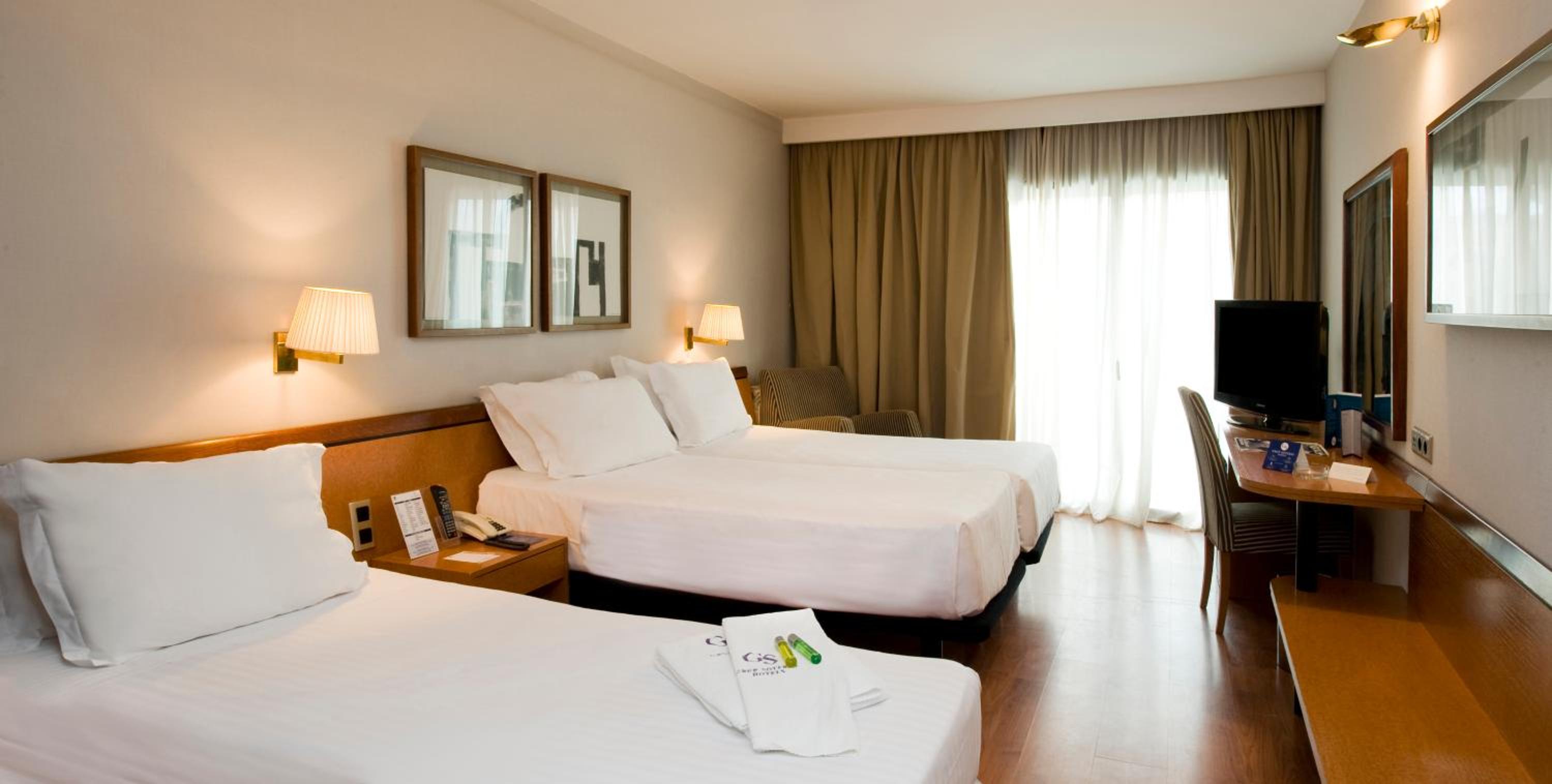Triple Room - Photo 1
