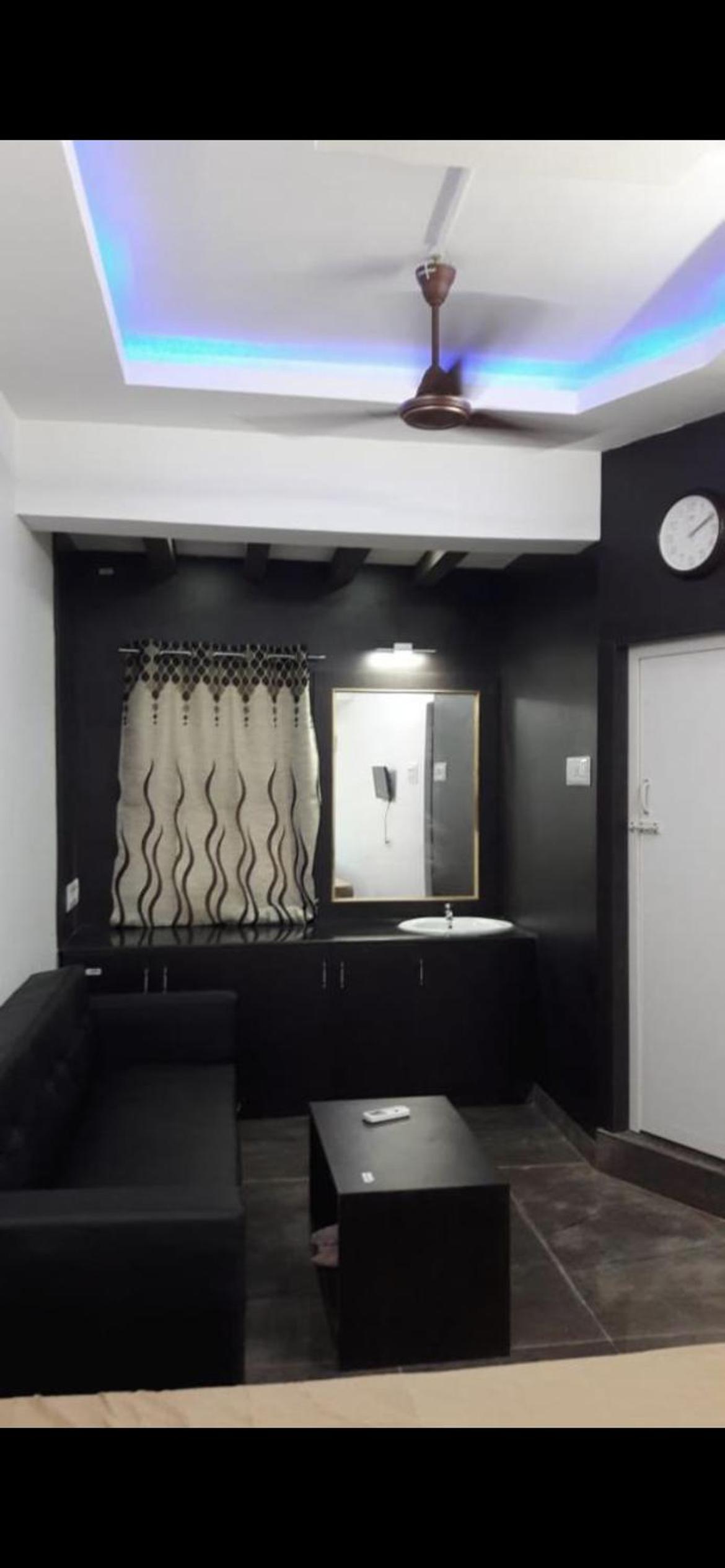 Deluxe Family Room photo 1