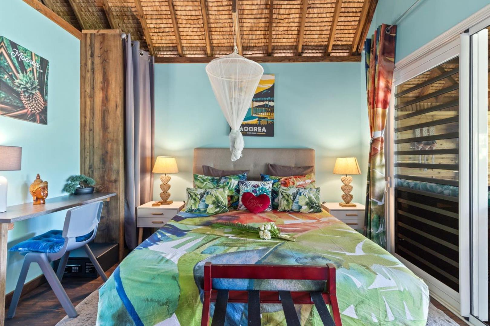 Suite with Sea View