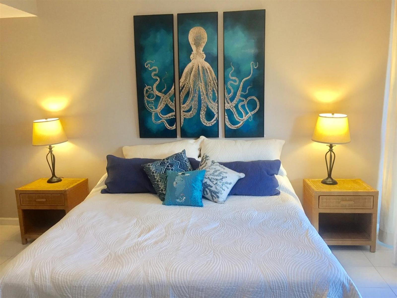 Three-Bedroom Apartment photo 2