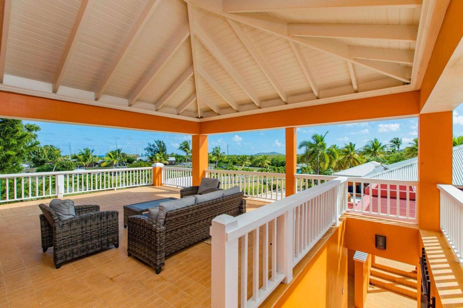 Four-Bedroom Villa photo 3