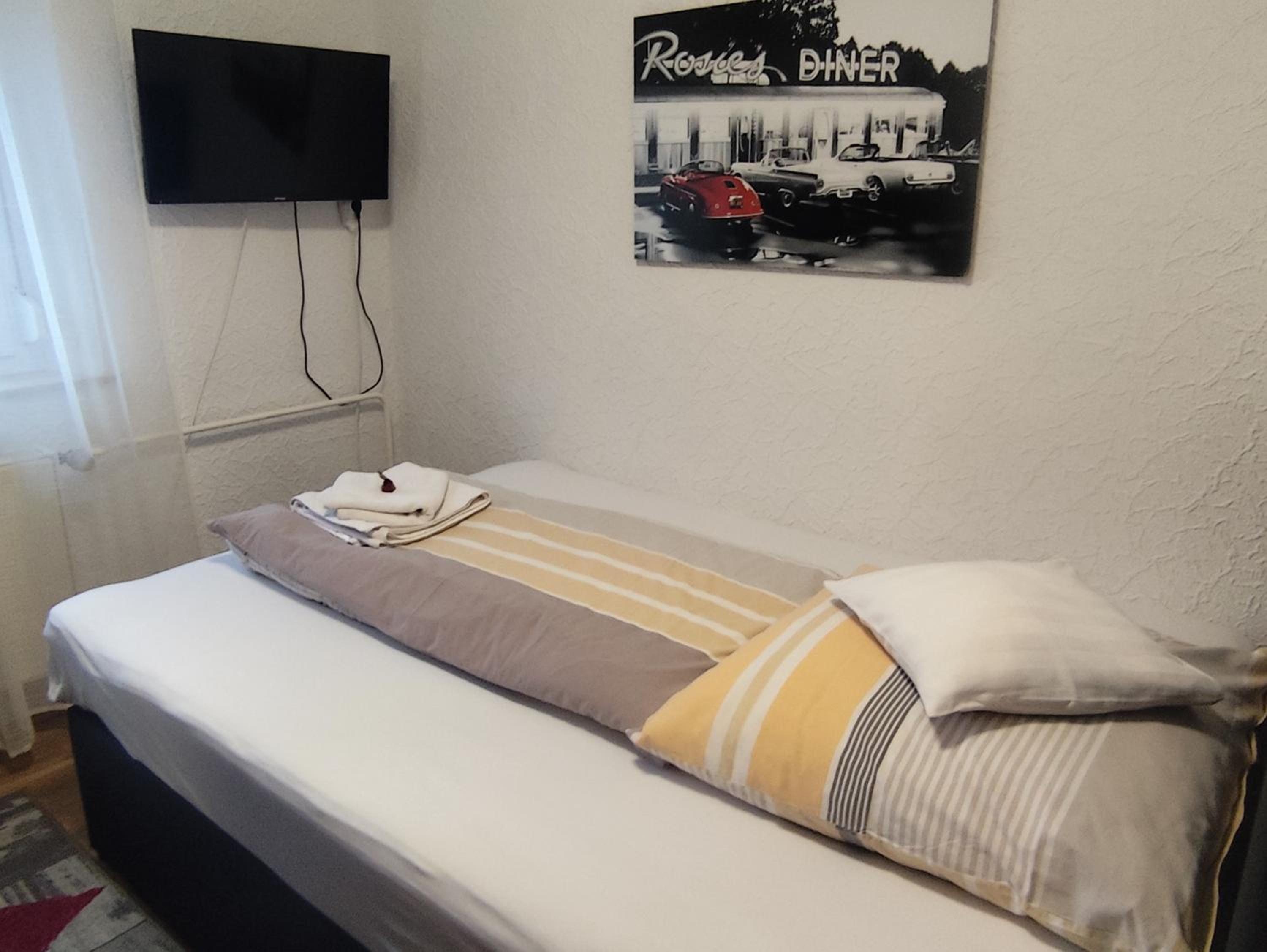 Single Room photo 3
