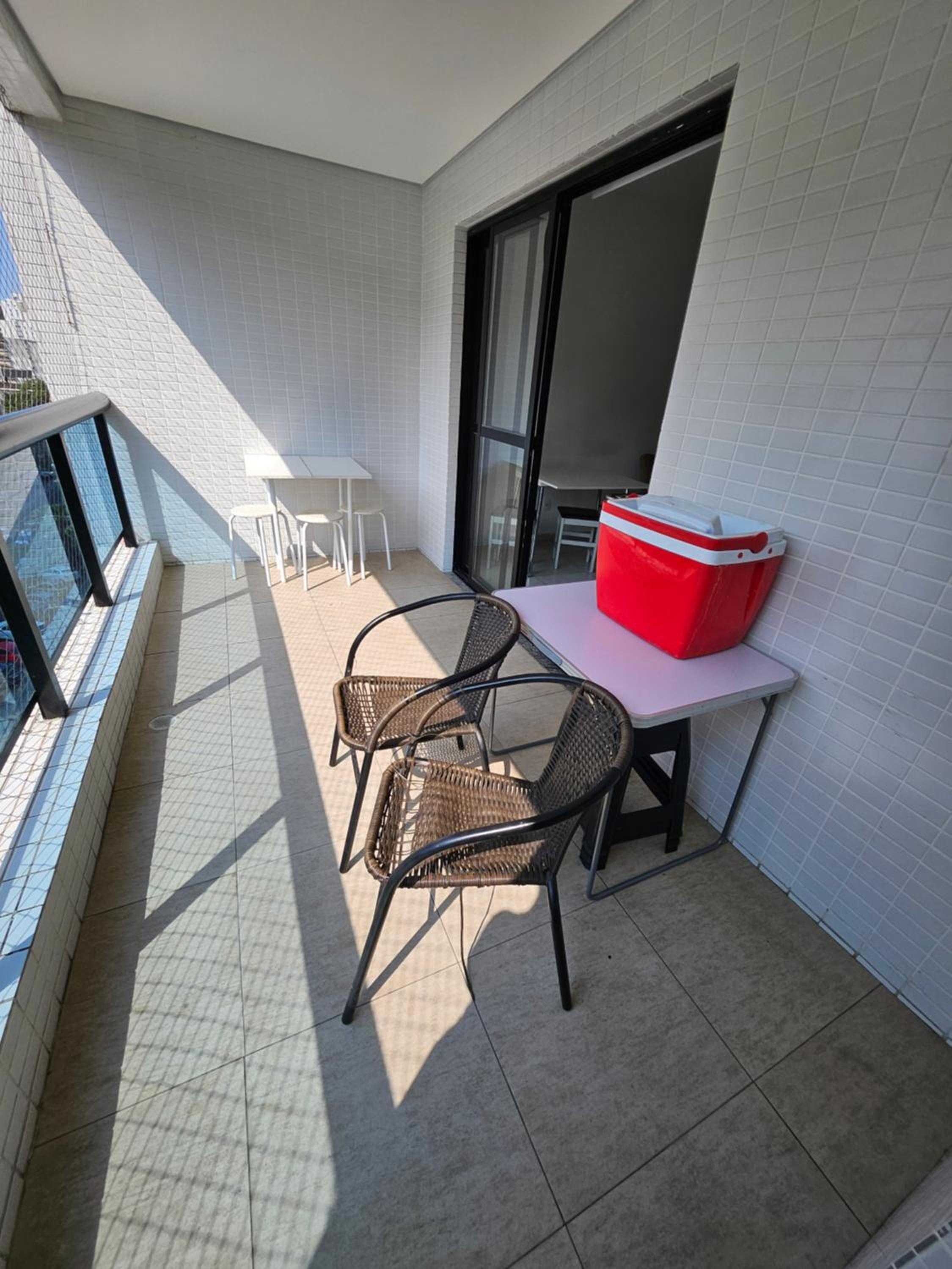 Apartment with Balcony - Photo 26