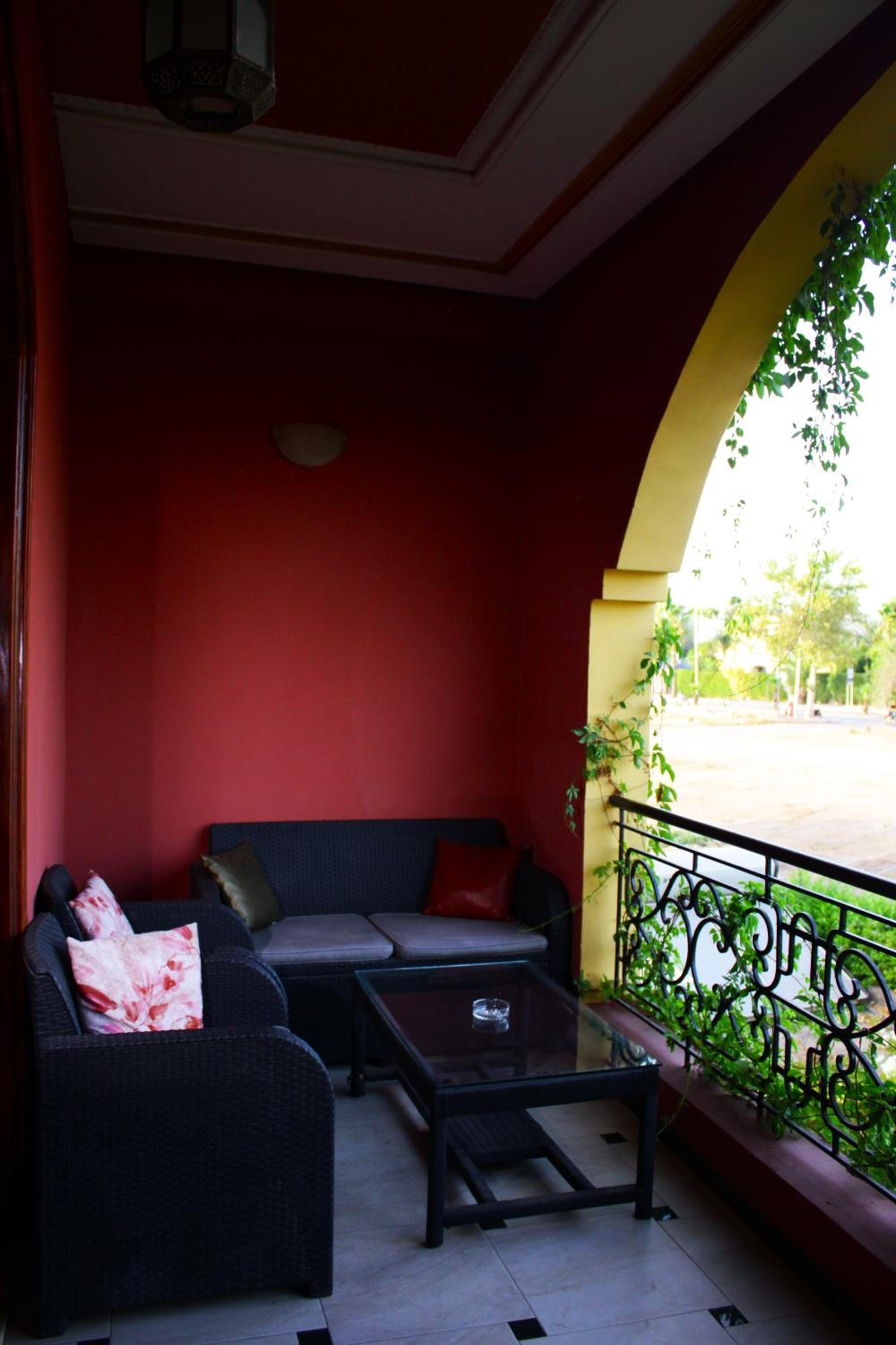 Double Room - Photo 17