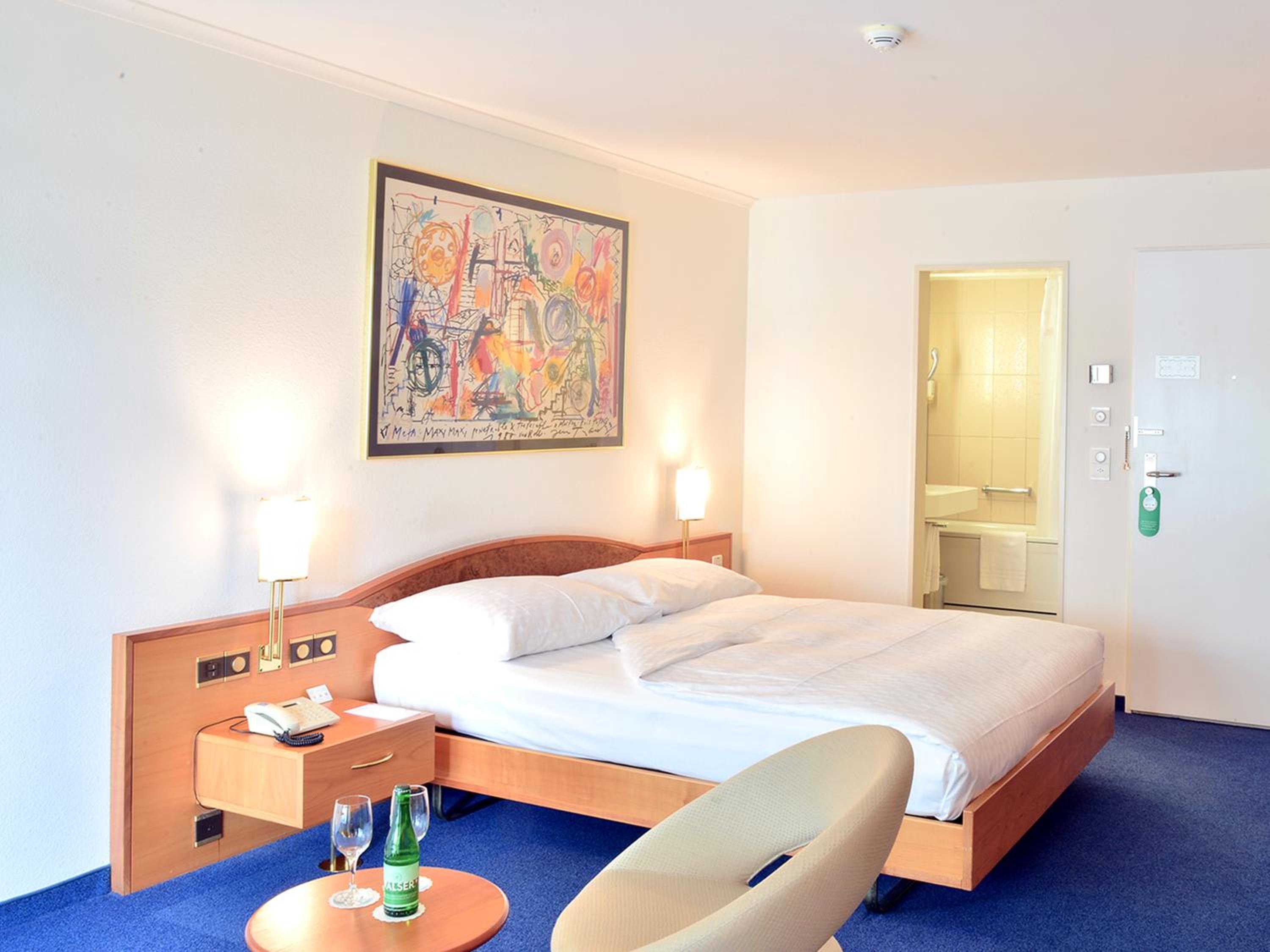 Queen Room