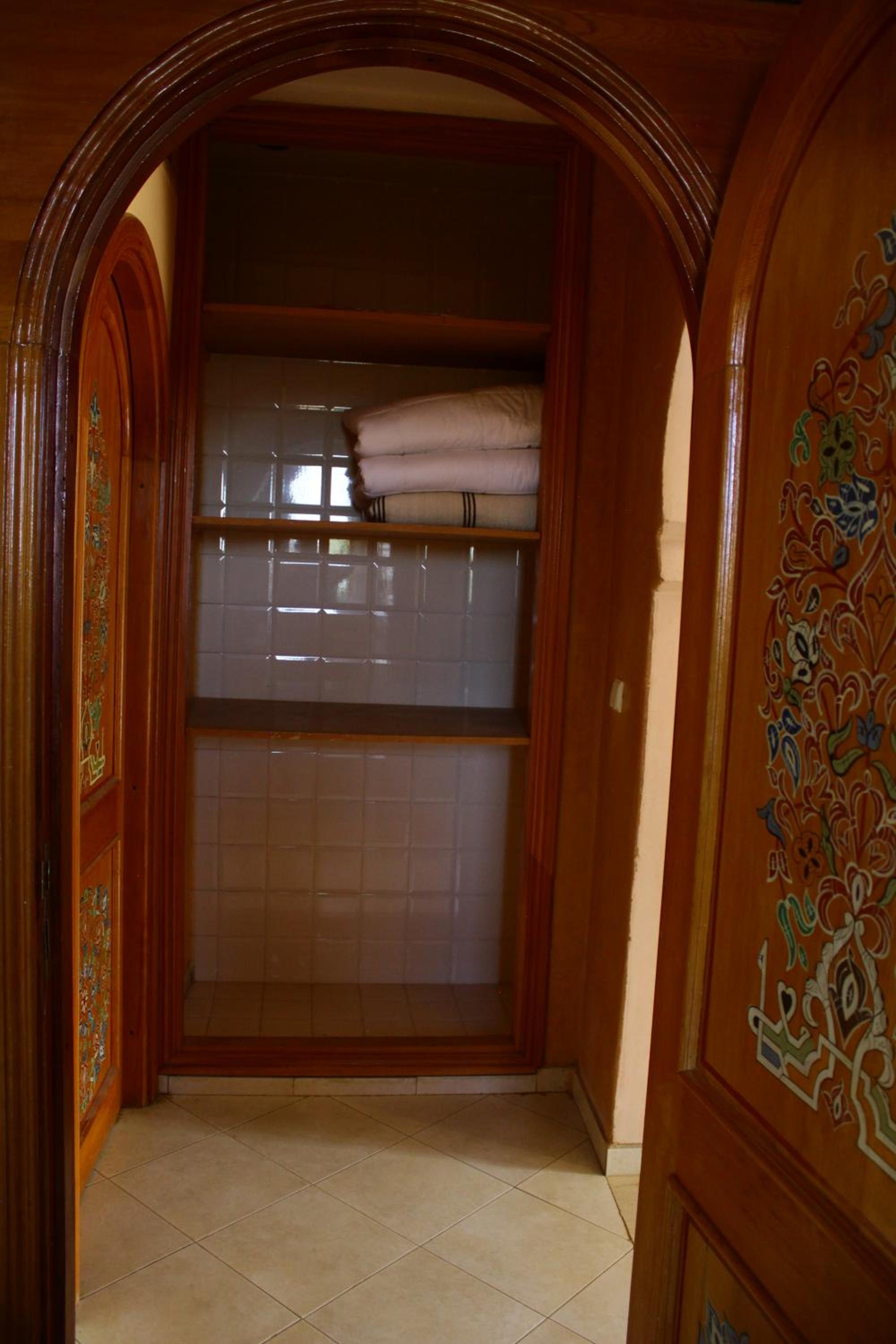 Deluxe Room - Photo 15
