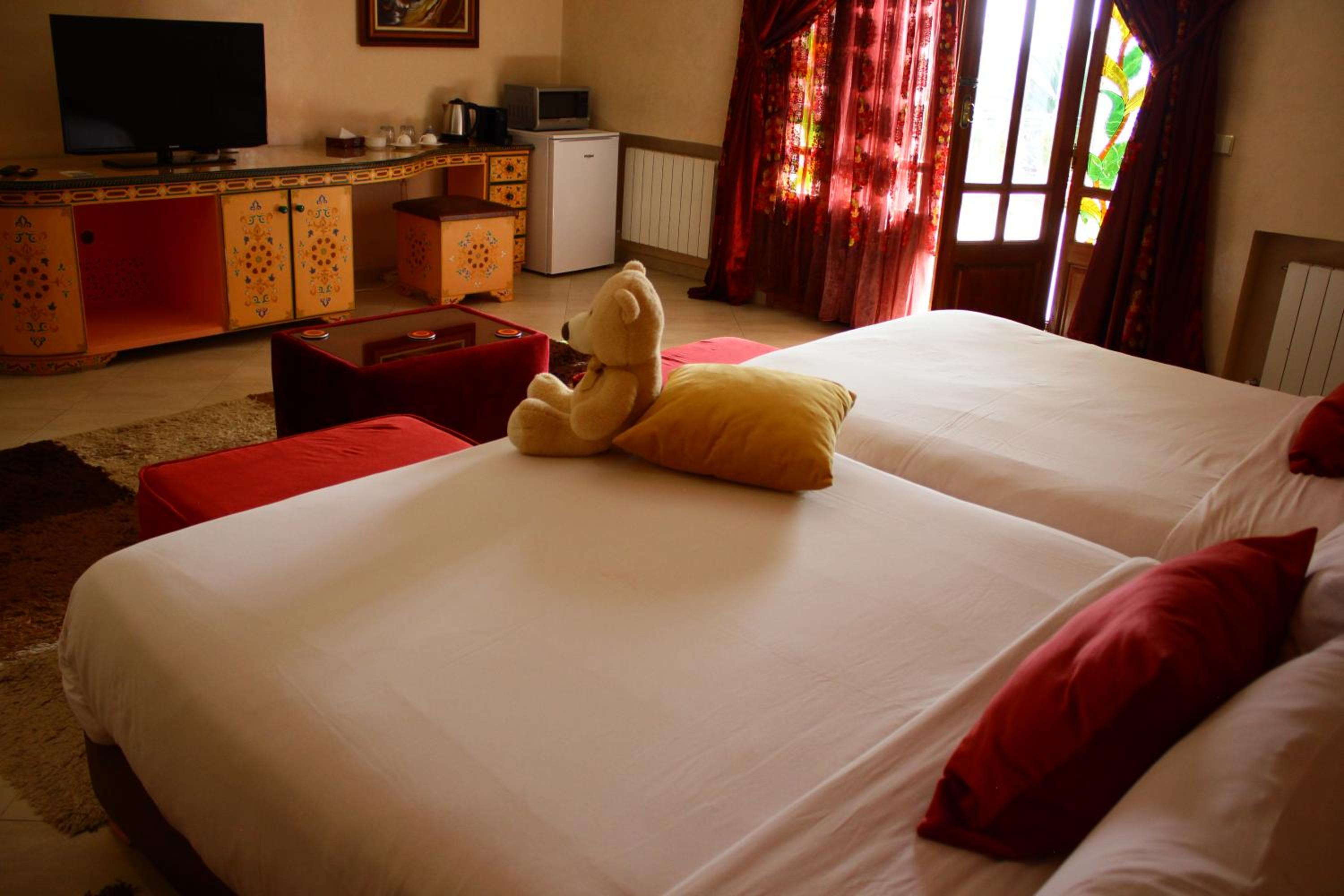 Deluxe Room - Photo 2