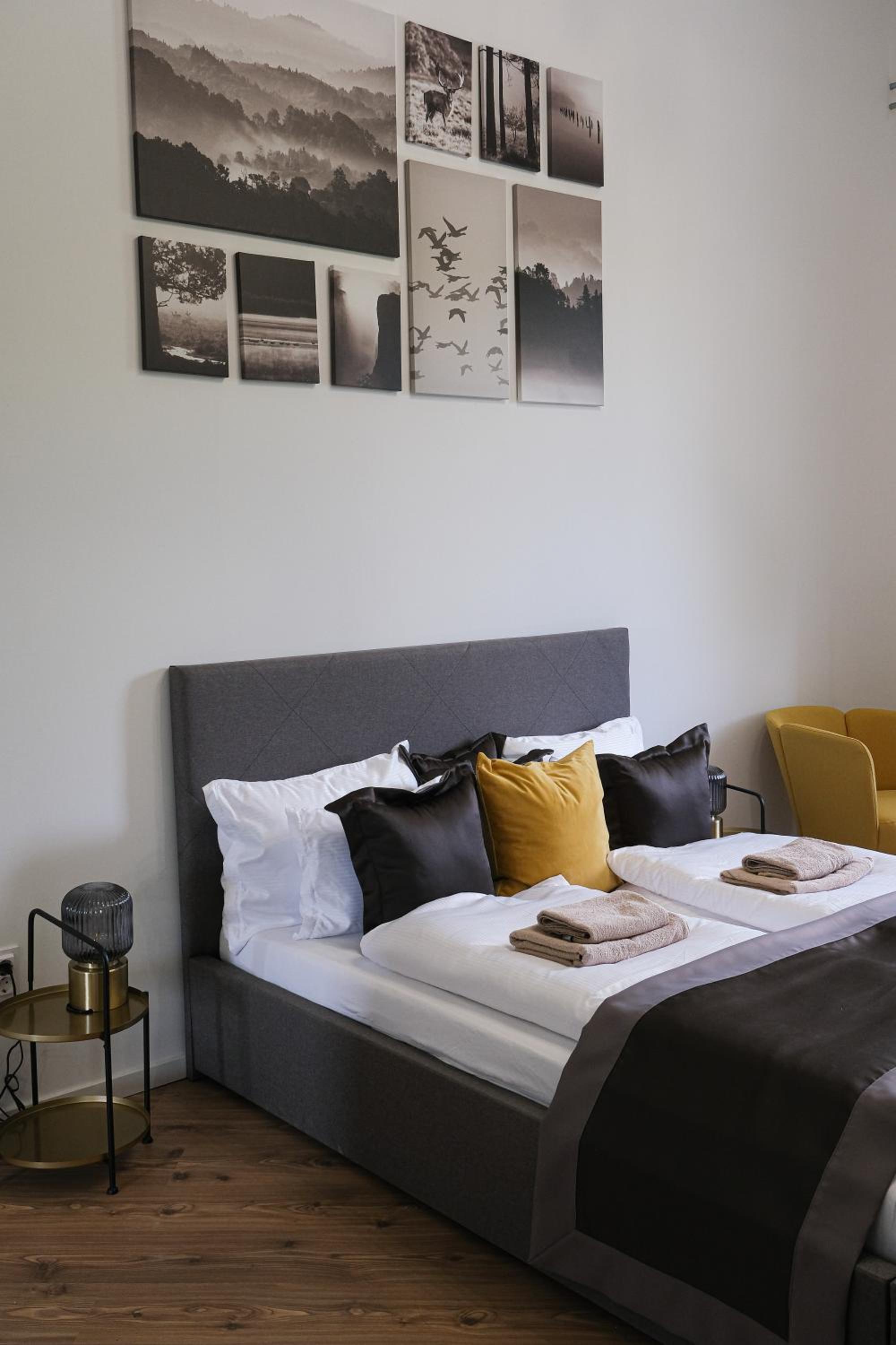 Apartment photo 1