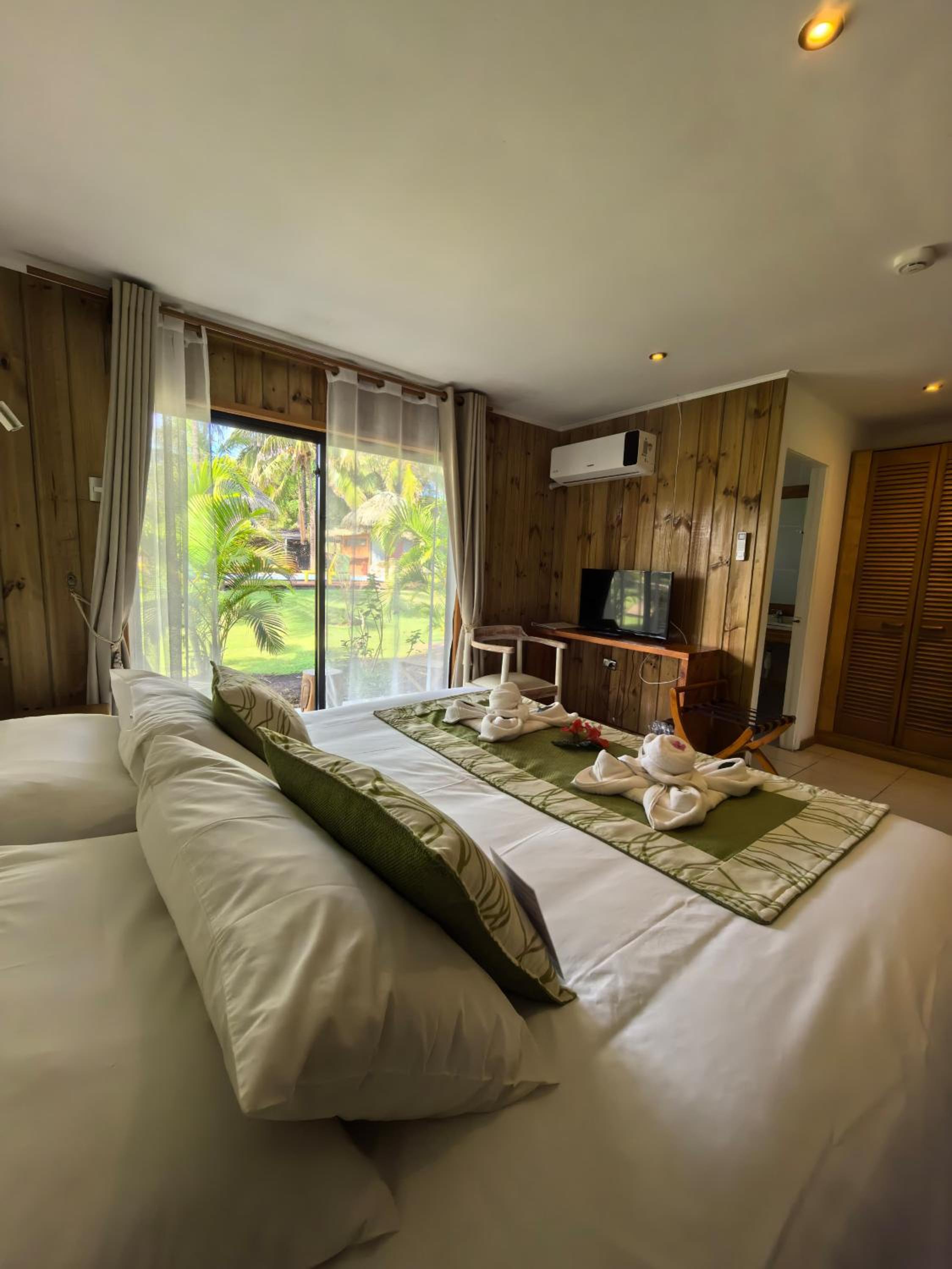 Double Room - Photo 7