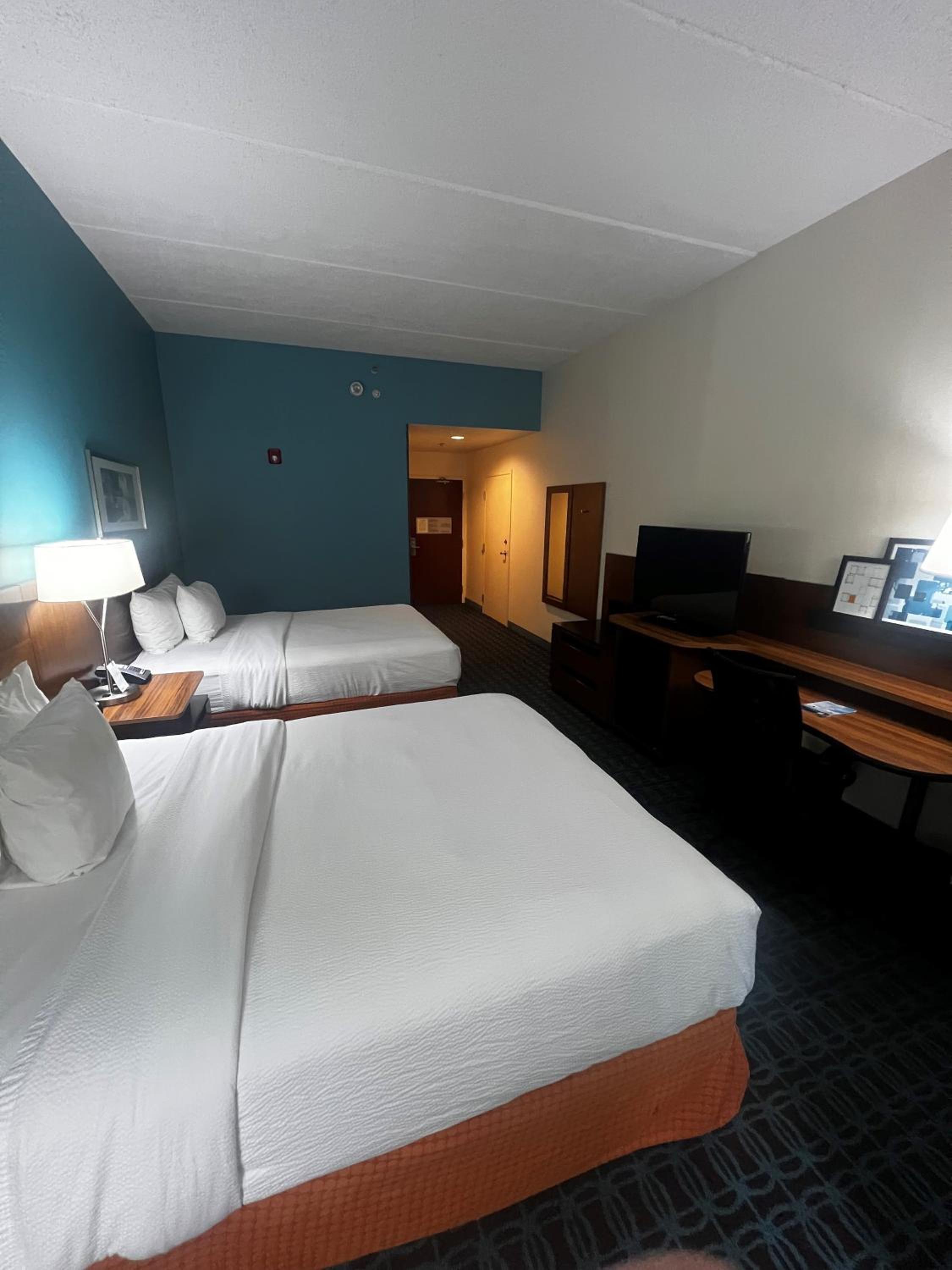 Queen Room with Two Queen Beds - Photo 1