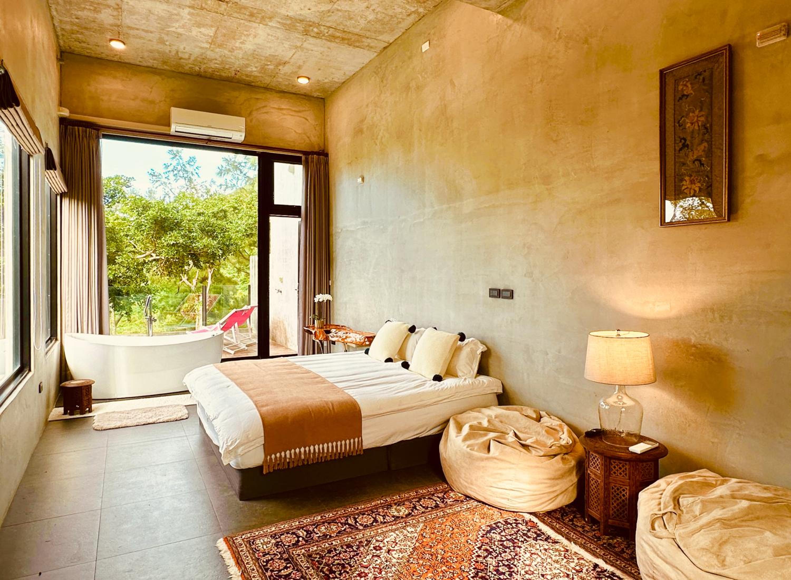 Deluxe Double Room with Balcony and Sea View photo 1