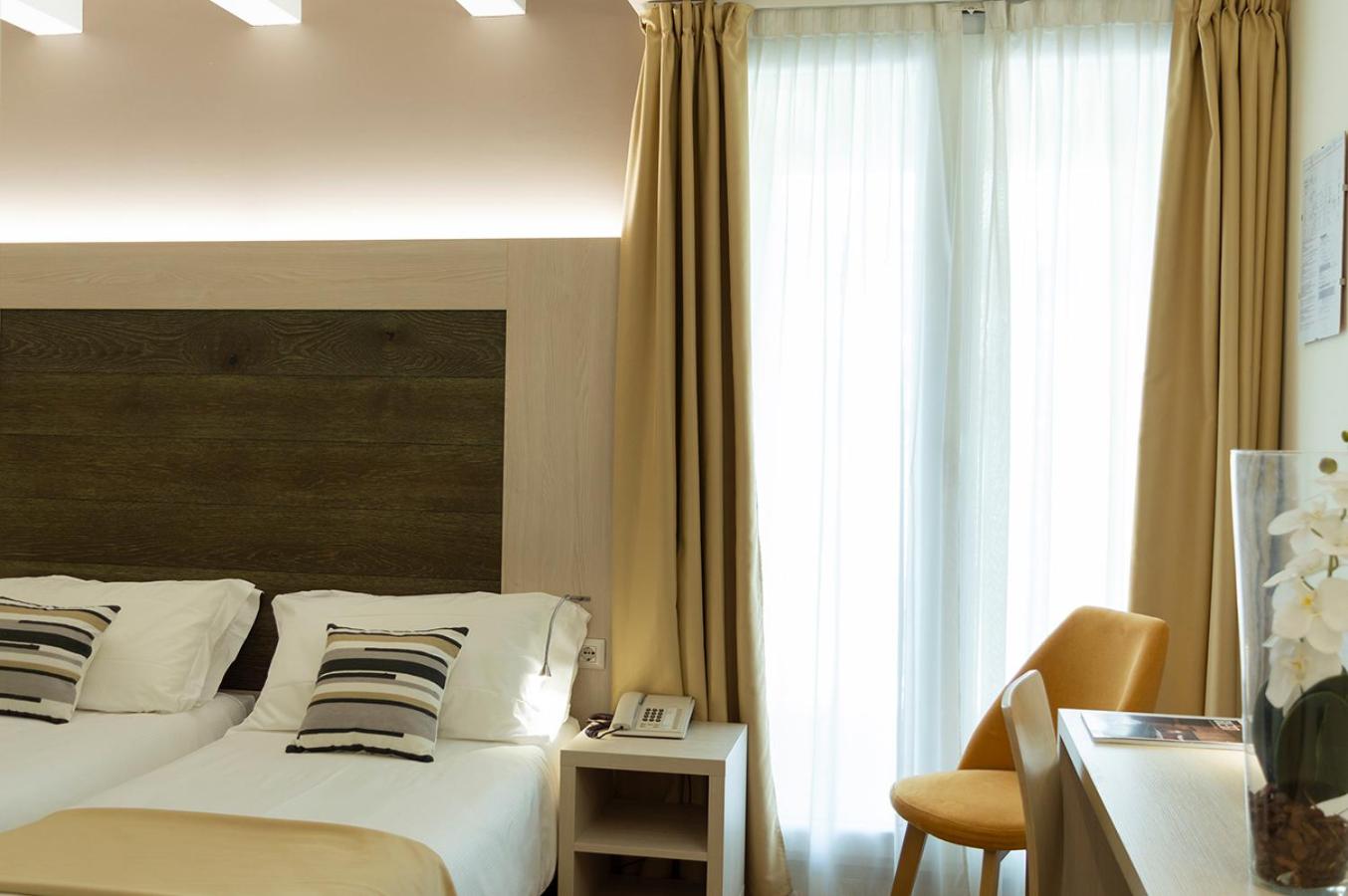 Superior Double Room - Photo 3
