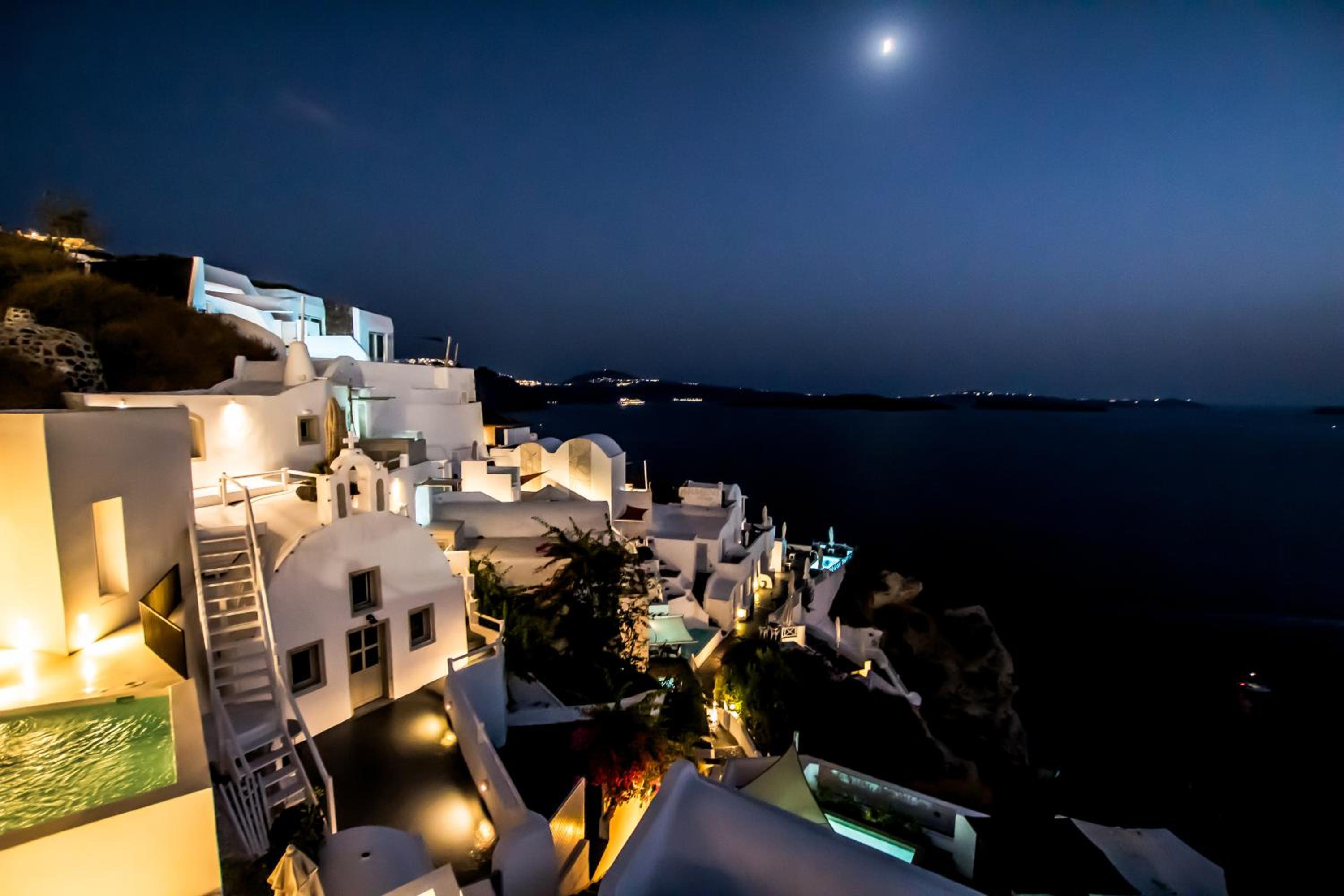 Quadruple Room with Sea View - Photo 6
