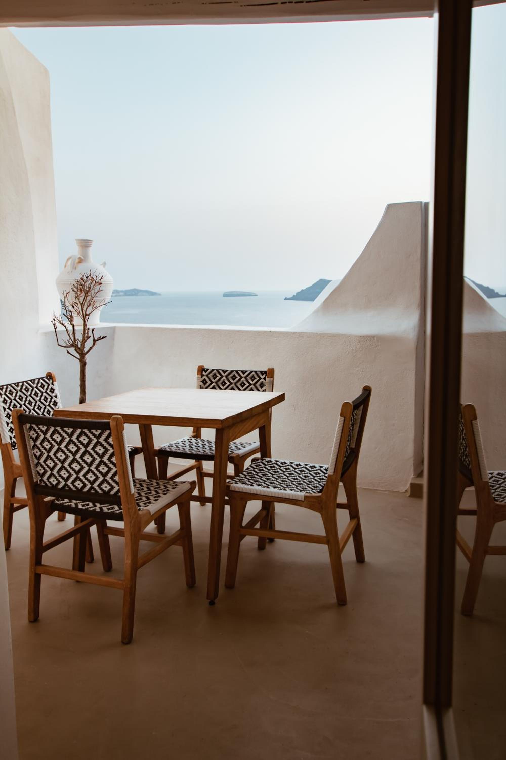 Quadruple Room with Sea View - Photo 3