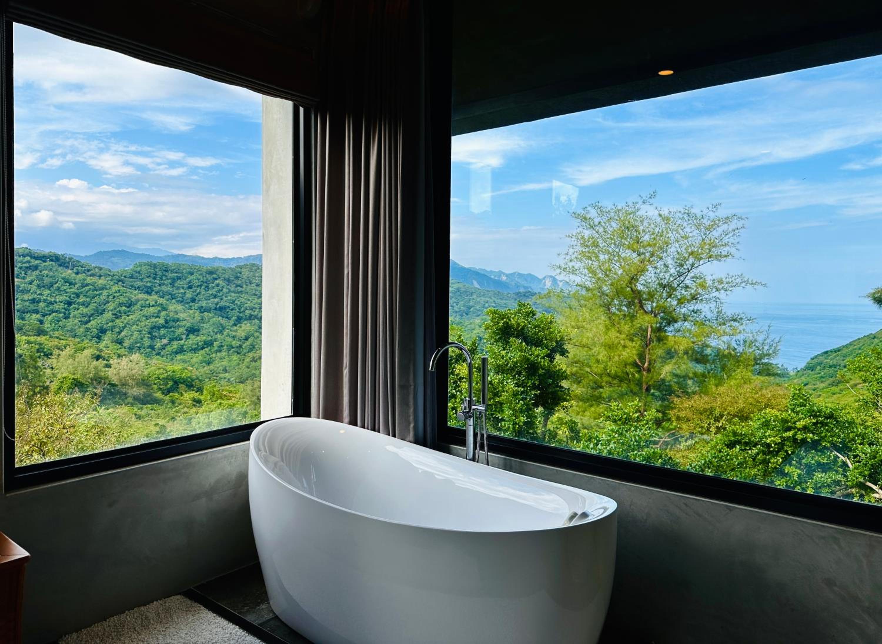 King Room with Sea View photo 2