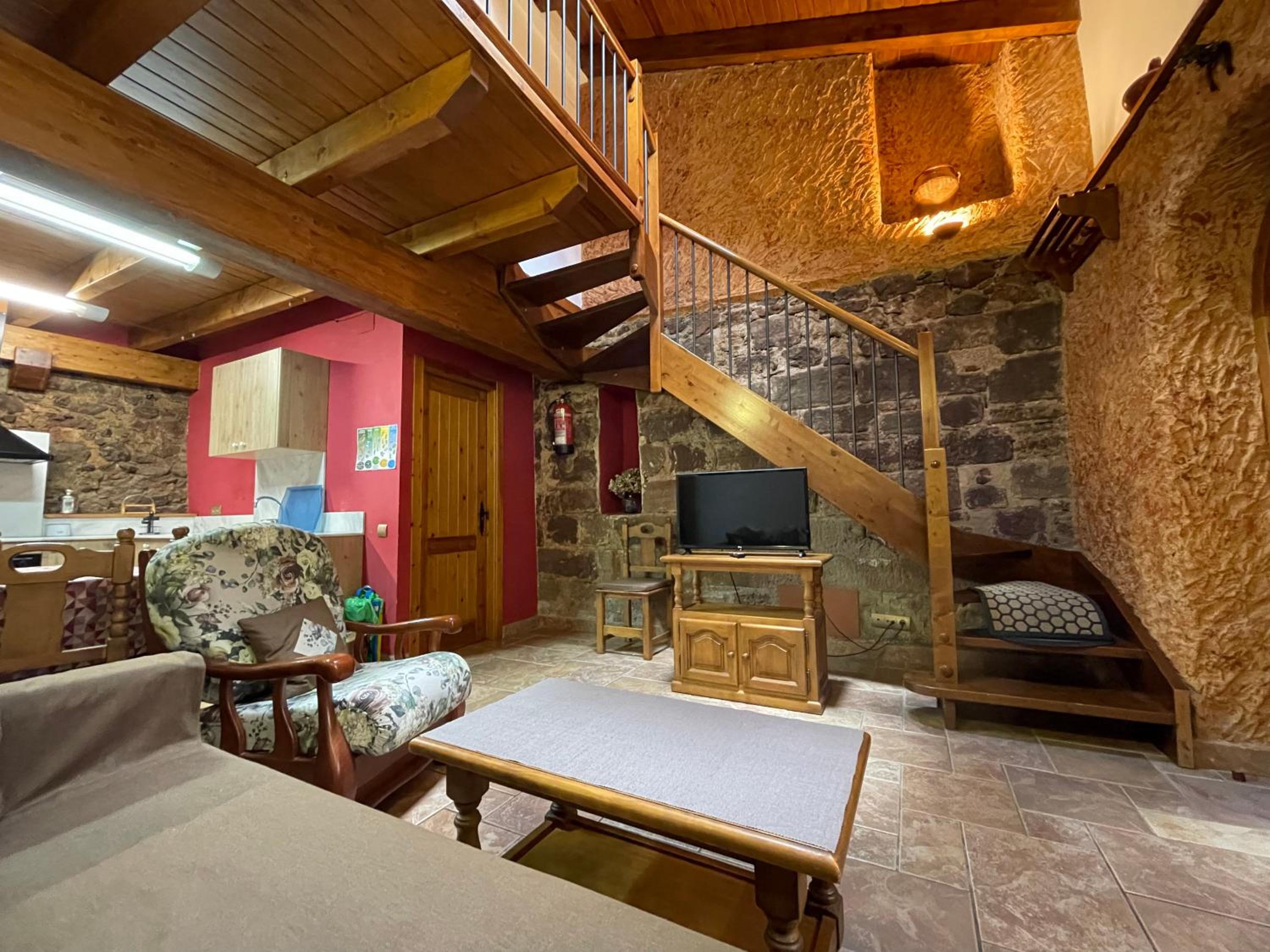 One-Bedroom Apartment - Photo 24