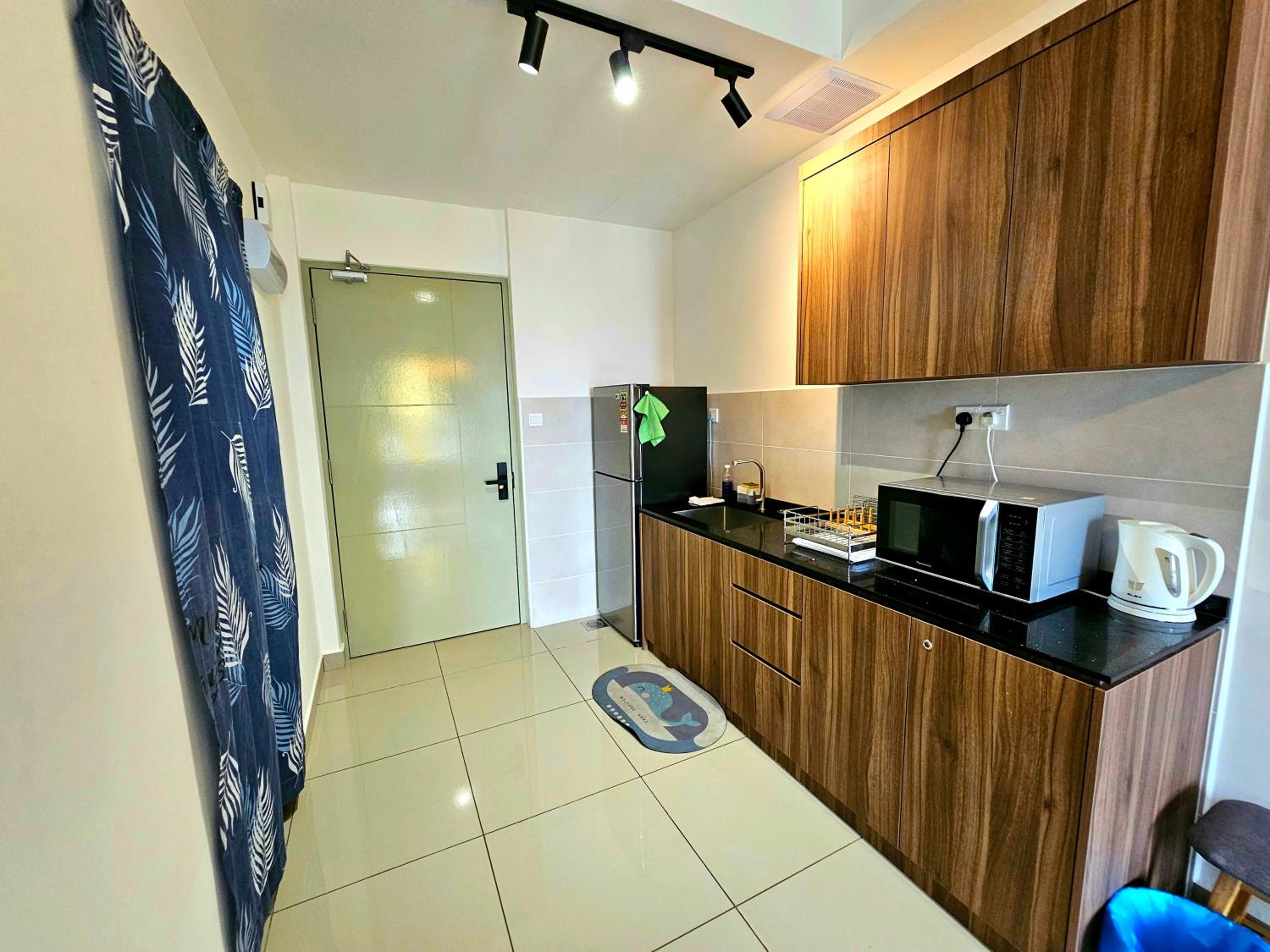 Deluxe Family Studio (Near Pool and Near Elevator) photo 3