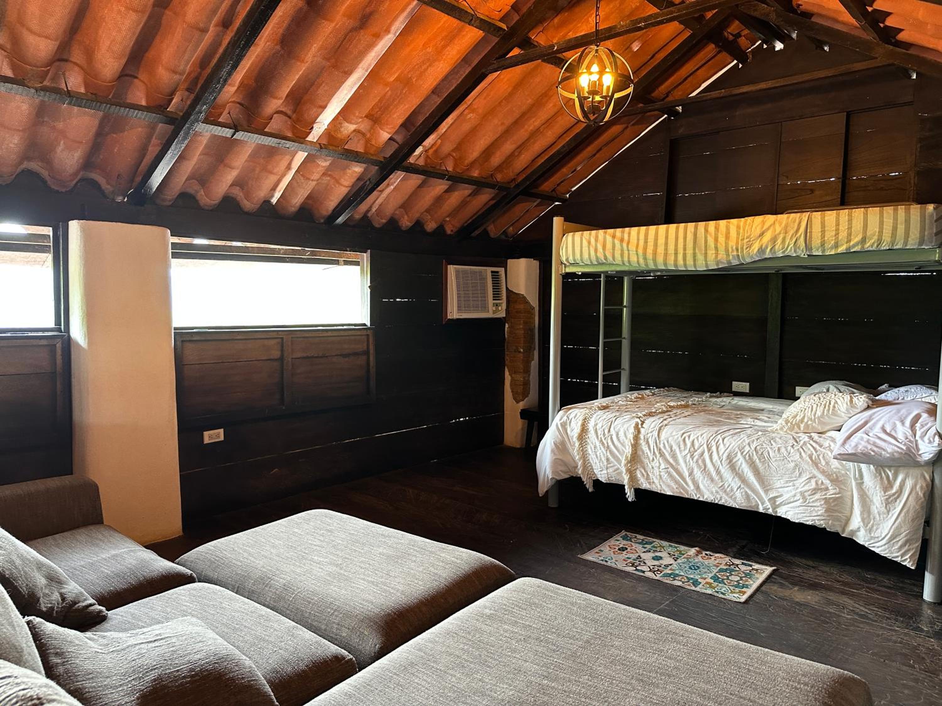 Deluxe Quadruple Room photo 3
