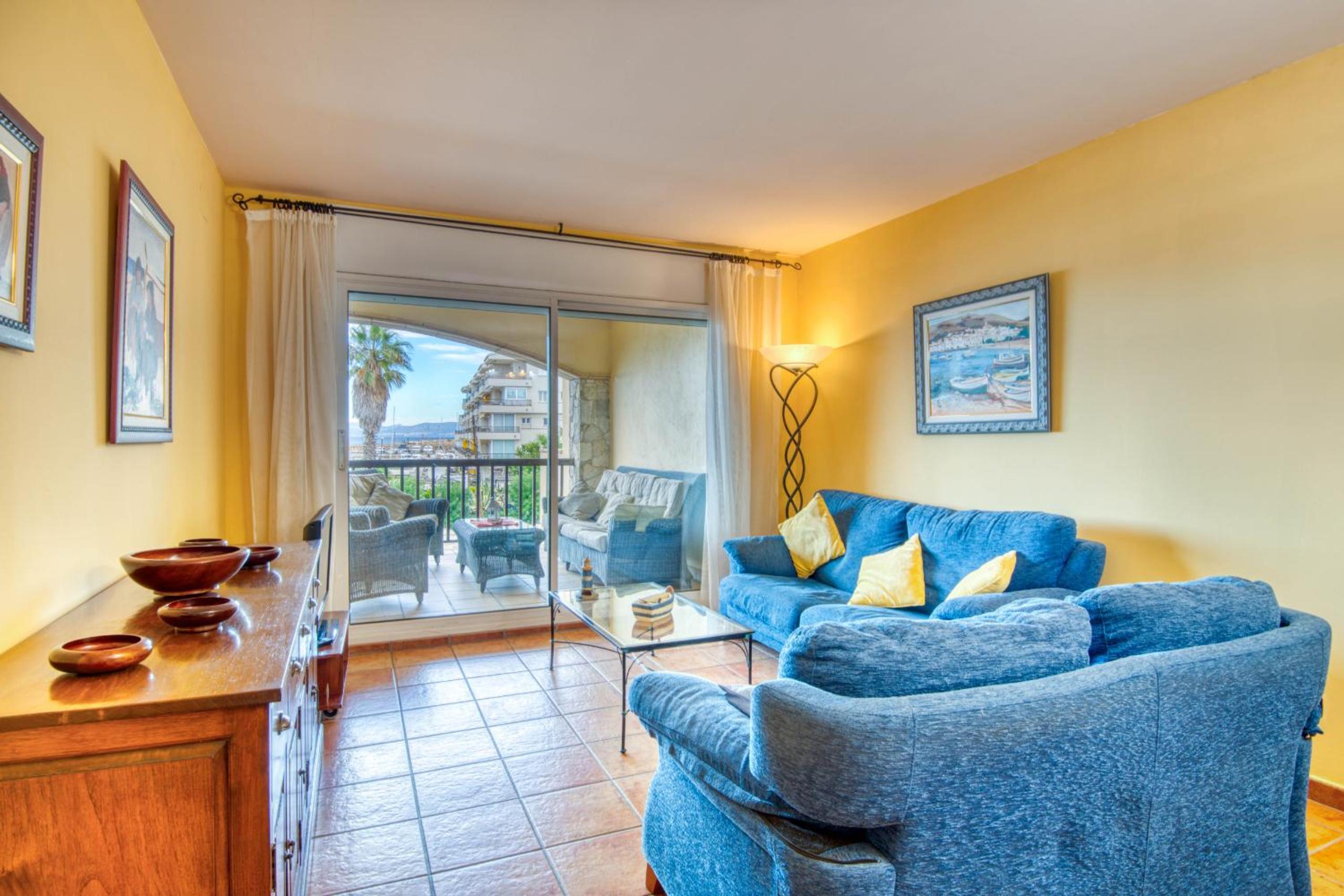 Apartamento con vista a la piscina