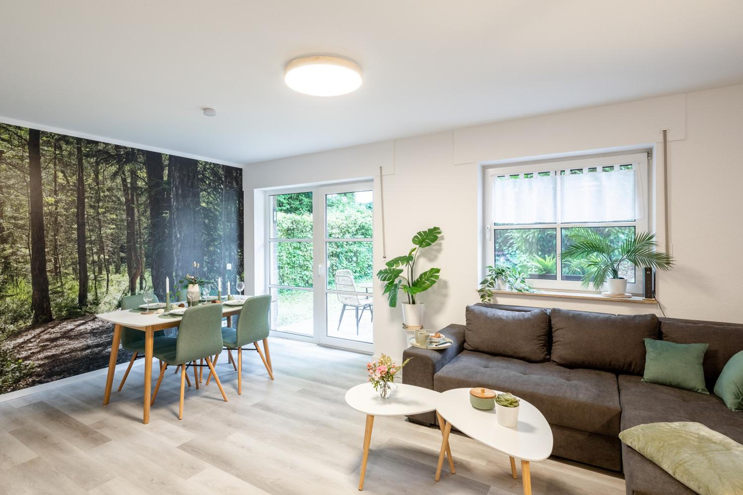 One-Bedroom Apartment With Garden photo 1