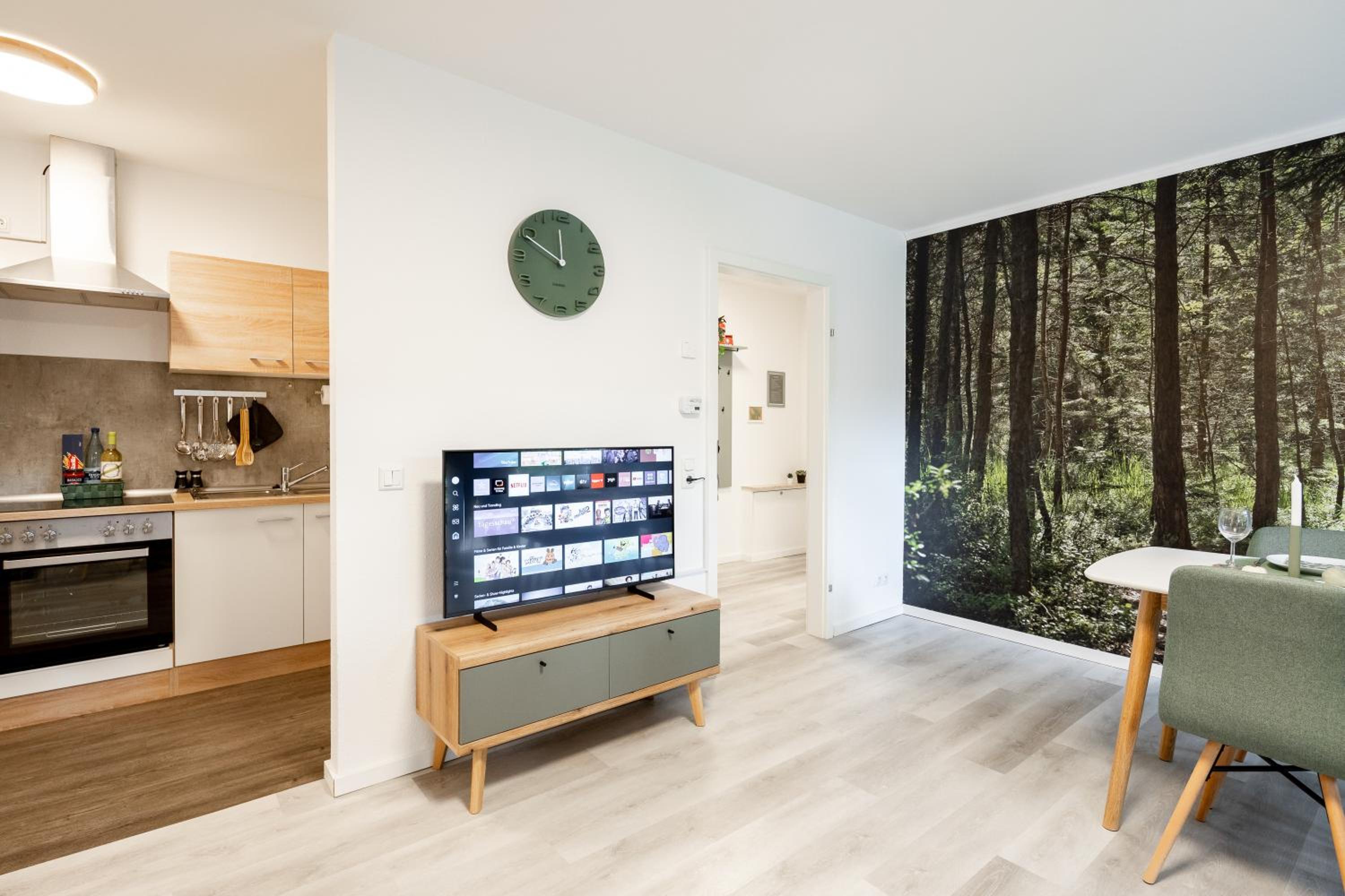 One-Bedroom Apartment With Garden photo 3
