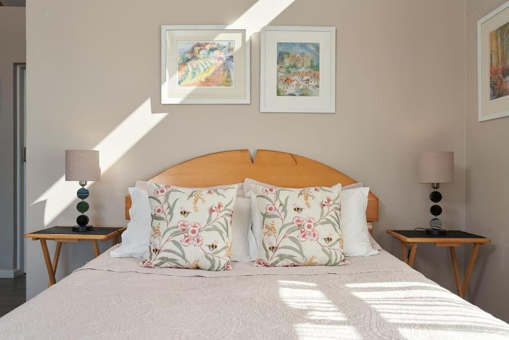 Two-Bedroom Apartment - Photo 3