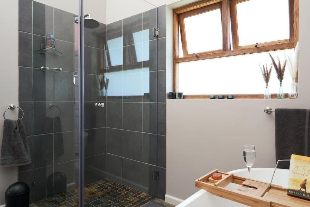 Two-Bedroom Apartment - Photo 16